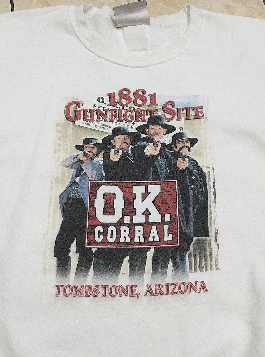 Hanes VINTAGE Y2K GUNFIGHT AT O.K CORRAL ARIZONA BAGGY SWEATSHIRT Size US XL / EU 56 / 4 - 1 Thumbnail
