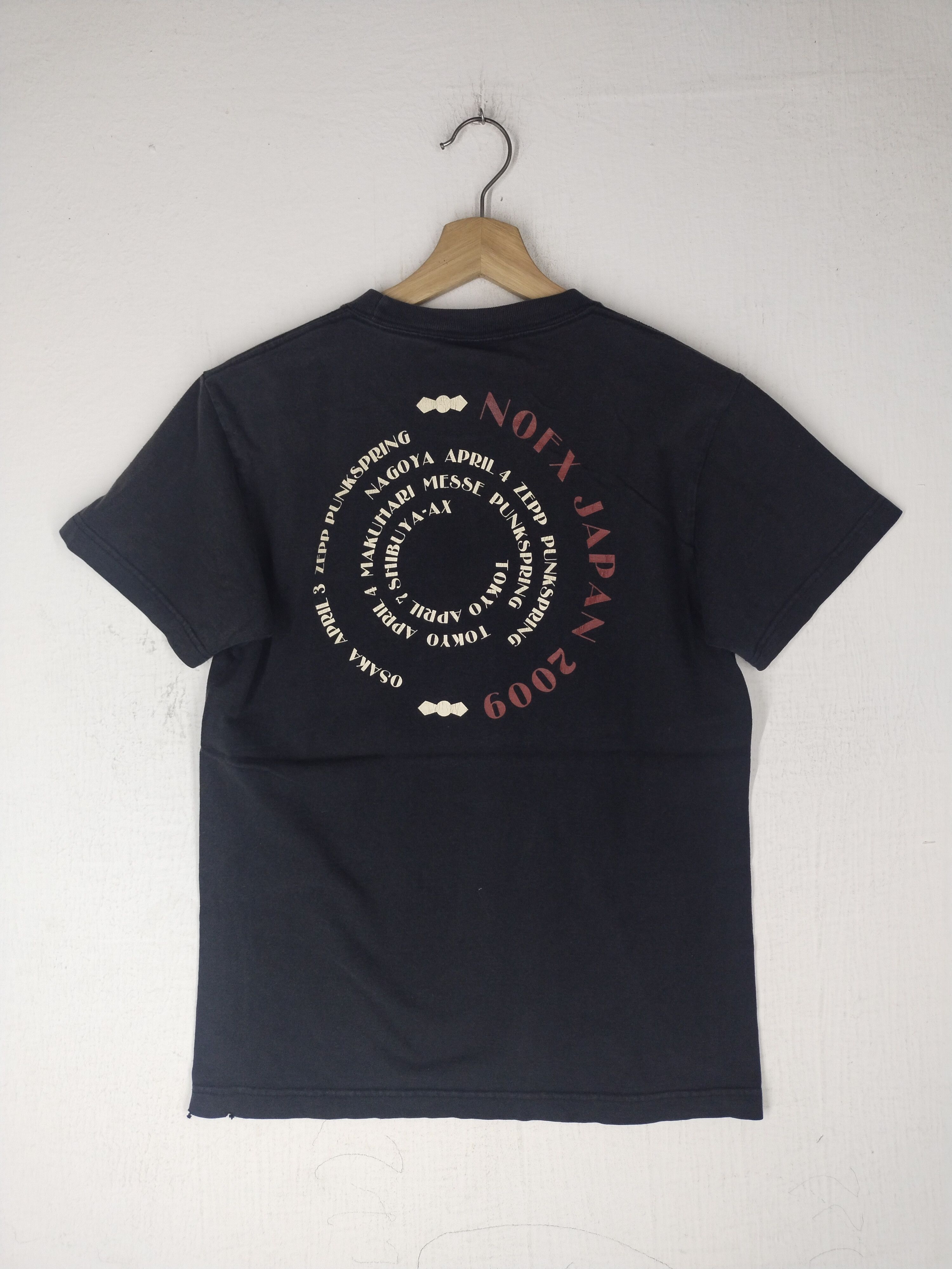 Band Tees Vintage NOFX Japan Tour Shirt Bjork Deftones Size US S / EU 44-46 / 1 - 5 Thumbnail