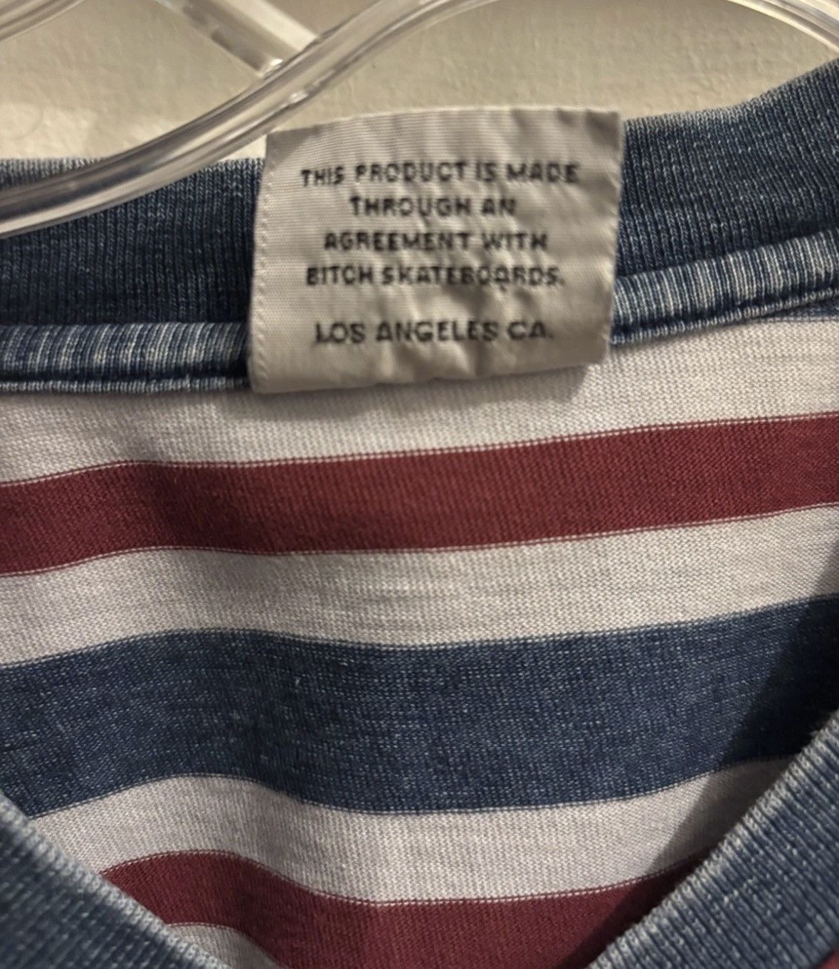 Other Vintage 90s Bitch Skateboard V-Neck Tee Shirt Size US L / EU 52-54 / 3 - 7 Thumbnail