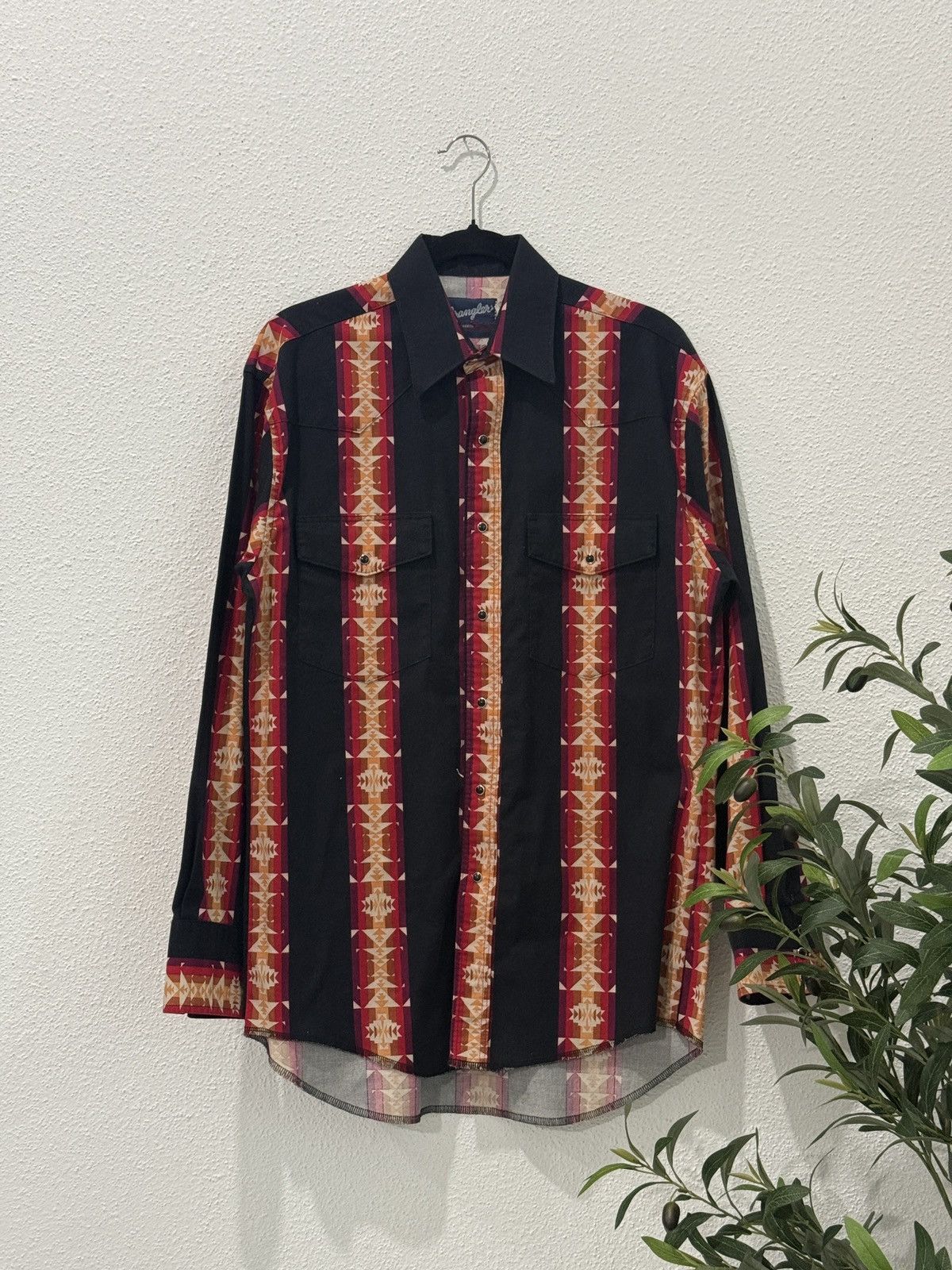 Wrangler Vtg 90s Wrangler Brushpopper Pearl Snap Western Aztec Sunset Size US L / EU 52-54 / 3 - 1 Thumbnail
