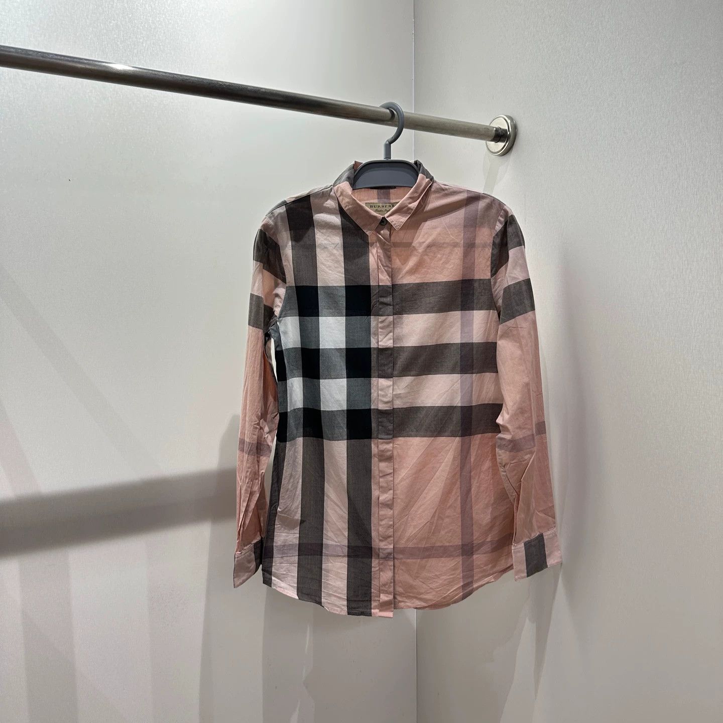 Burberry Burberry Classic Check Long Sleeve Shirt XS mar423 Size XS / US 0-2 / IT 36-38 - 1 Thumbnail