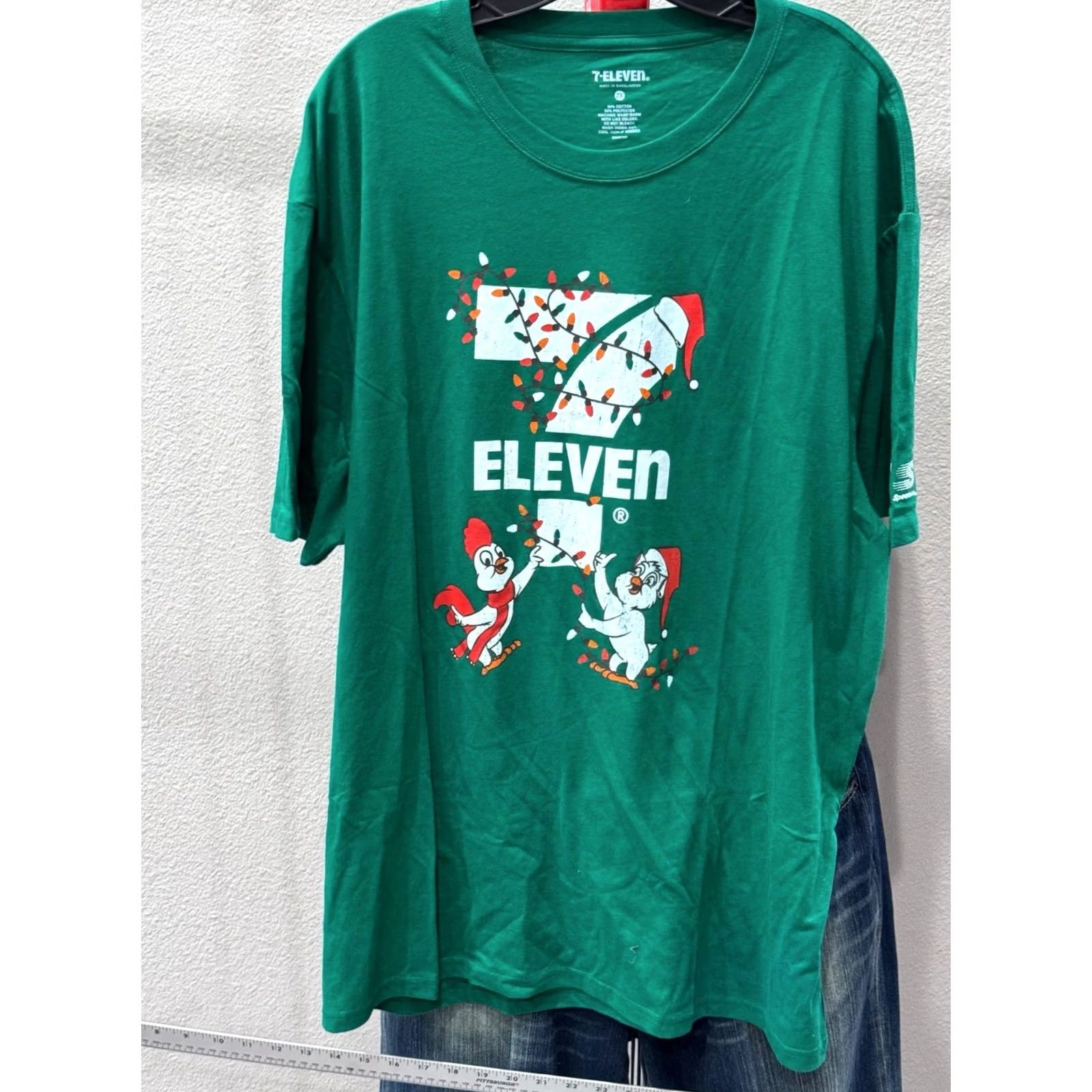 Eleventy 7 Eleven Christmas Collectible TEE T SHIRT 2XL XXL Men Multicolor Long Sleeve Shirt Size US XXL / EU 58 / 5 - 3 Thumbnail