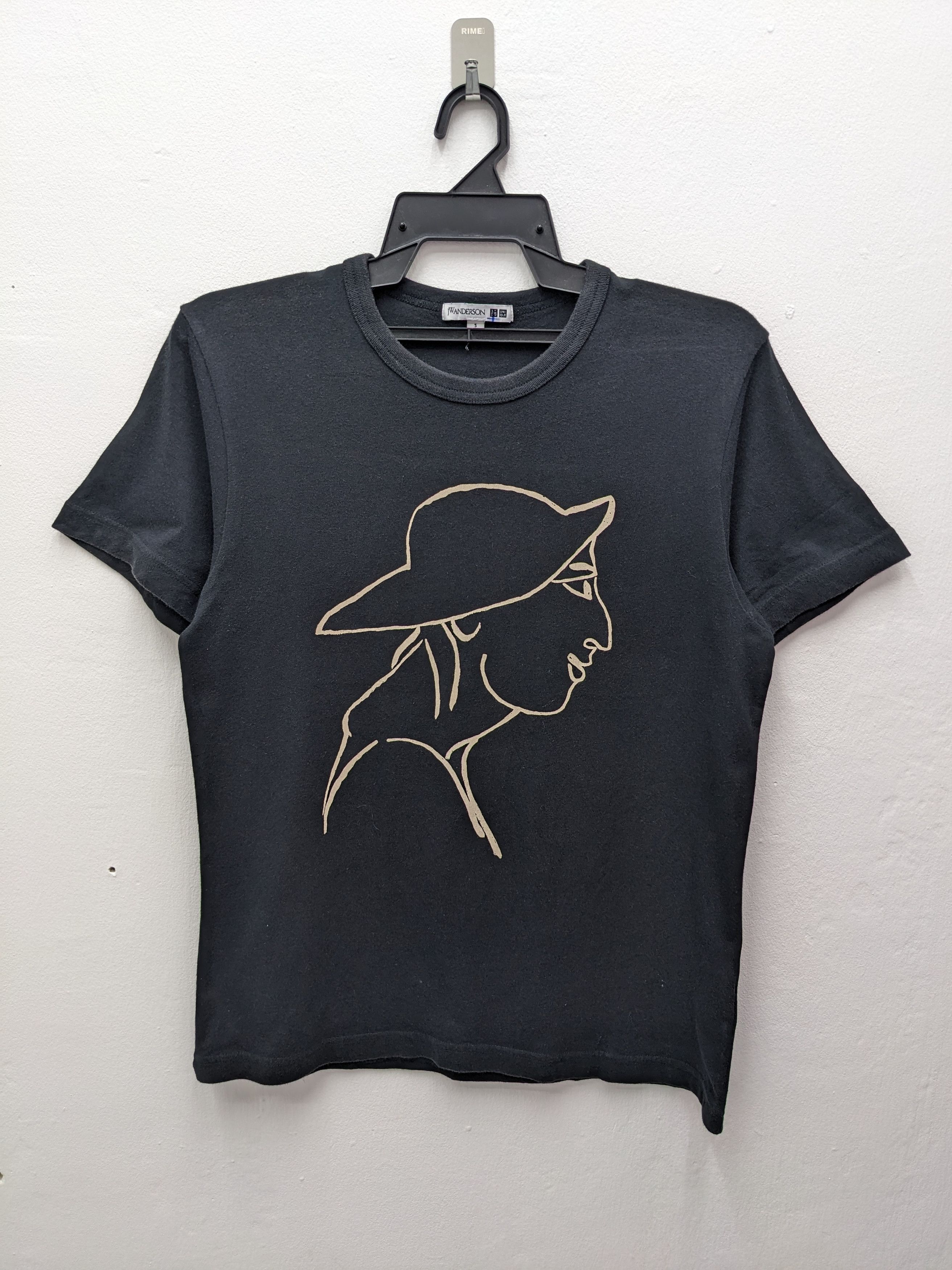 JW Anderson × Uniqlo J.W. Anderson X Japanese Brand Uniqlo Tshirt Size US S / EU 44-46 / 1 - 2 Thumbnail