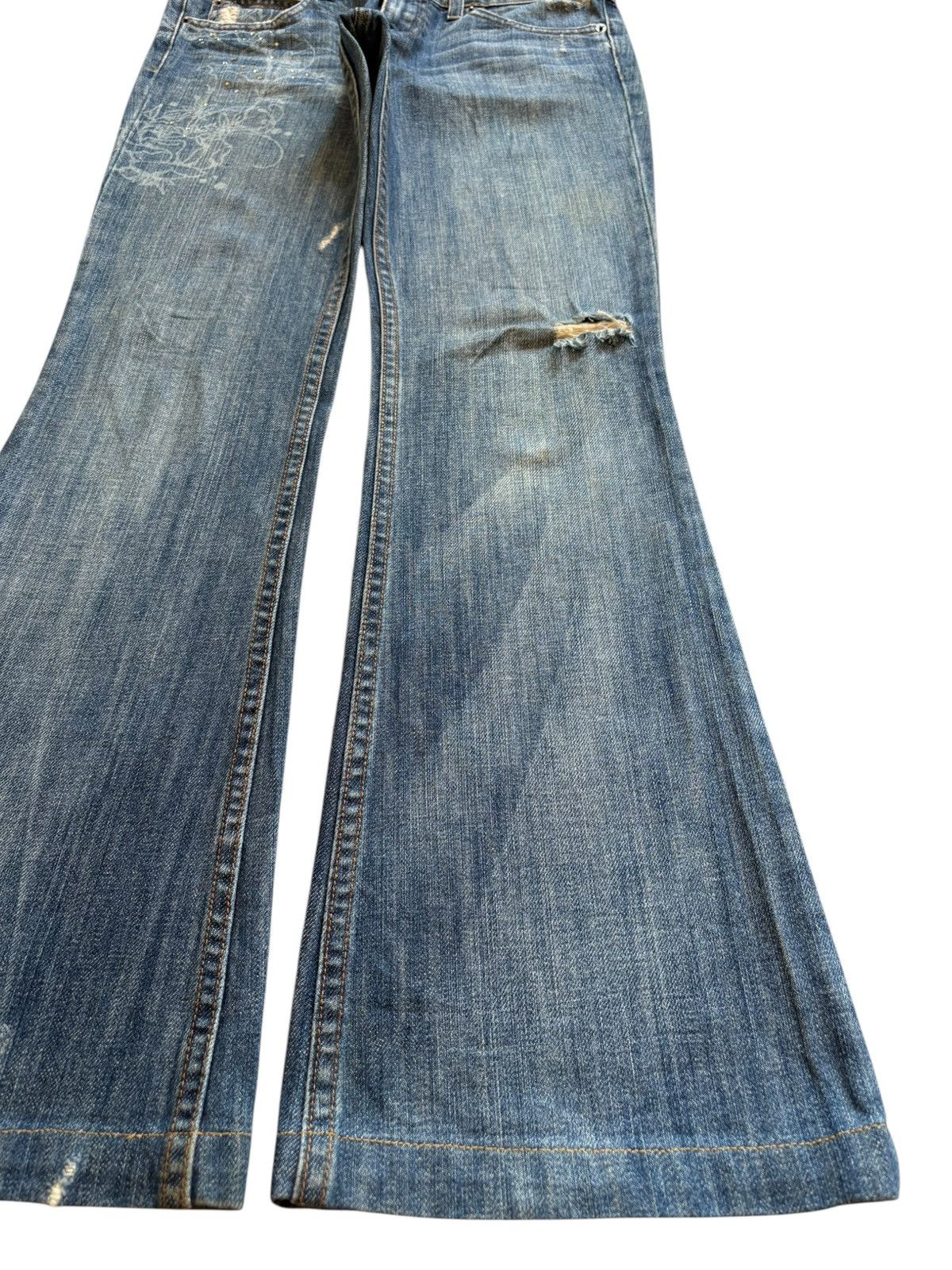 Japanese Brand Vintage Japanese Brand Mud Wash Distressed Bellbottom Jeans Size 31" - 7 Thumbnail