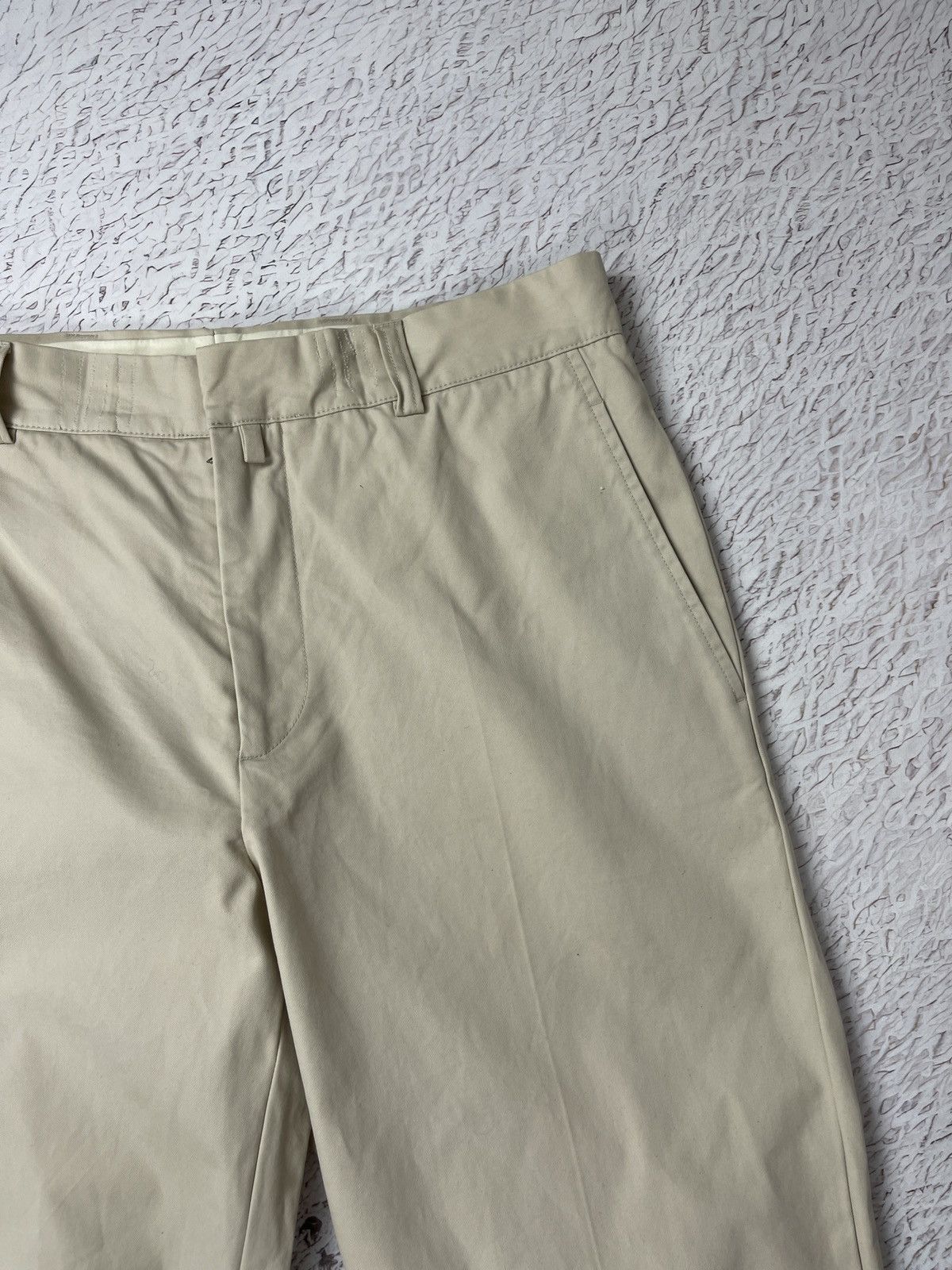 Marc Jacobs Marc Jacobs made in Italy beige chinos pants Size US 34 / EU 50 - 8 Thumbnail