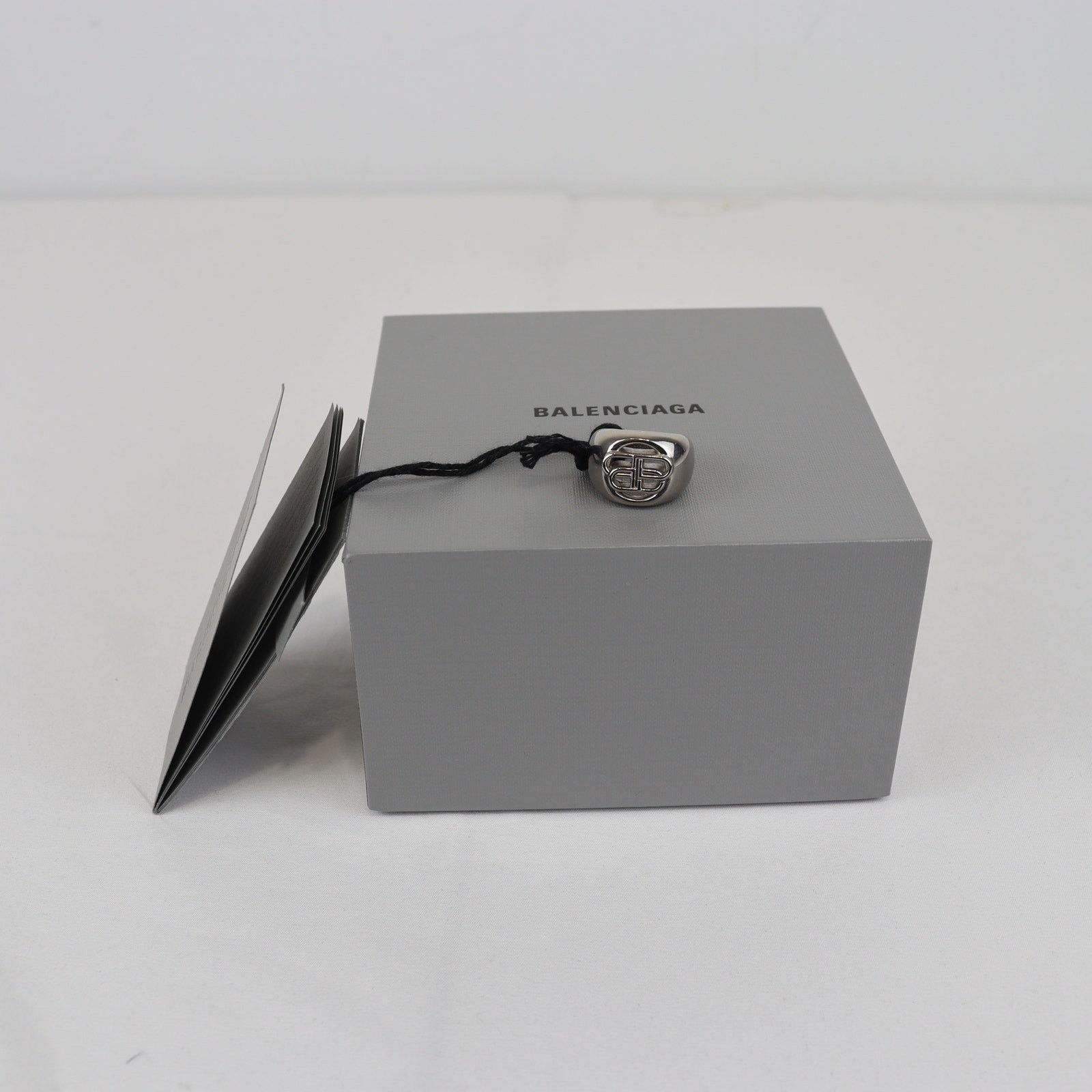 Balenciaga o1rshd1 Size: 54 / BB Logo Ring in Silver Size ONE SIZE - 6 Thumbnail