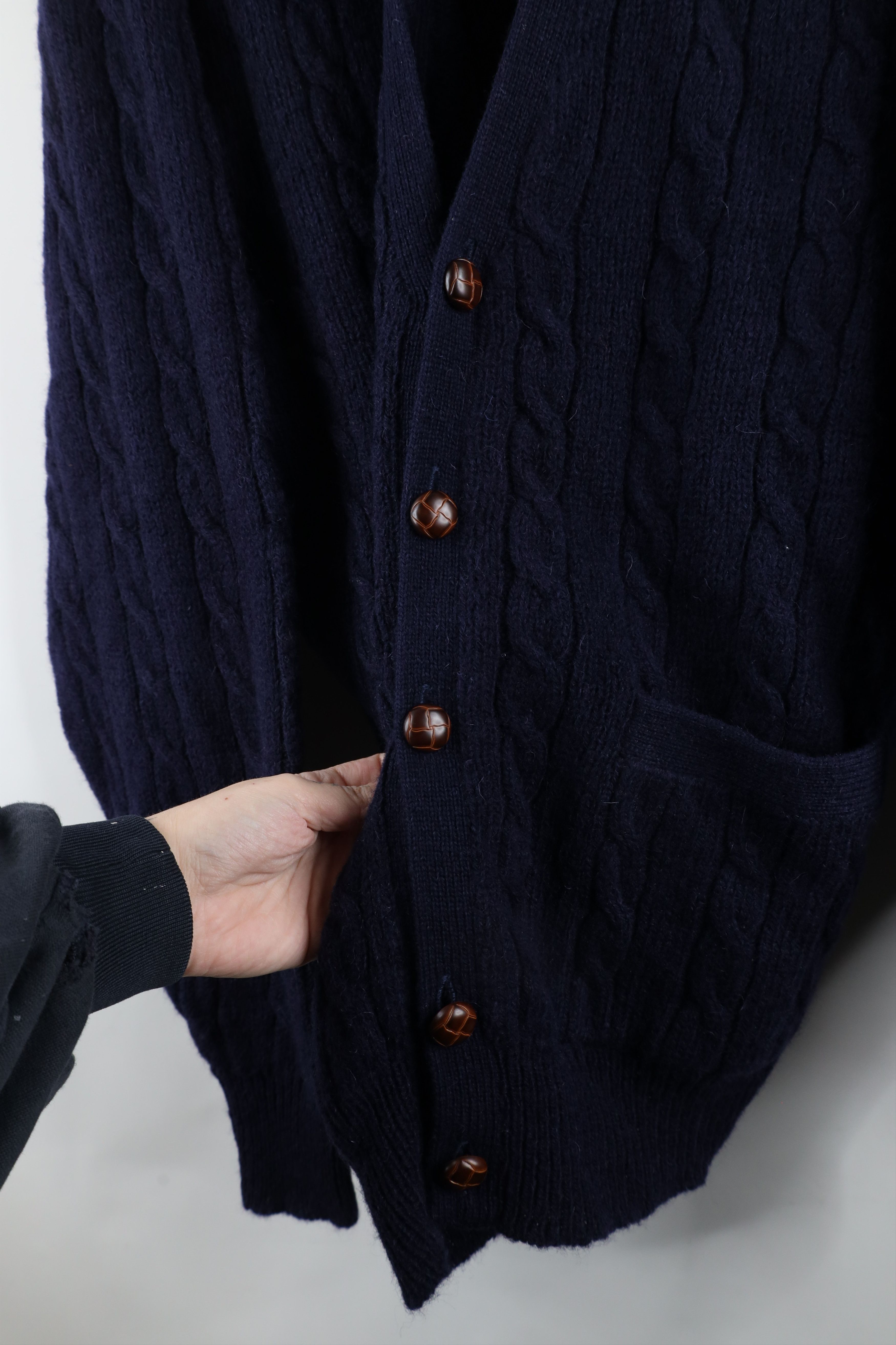 Vintage Vintage 90s Streetwear Chunky Cable Knit Cardigan Sweater Size US XL / EU 56 / 4 - 4 Thumbnail