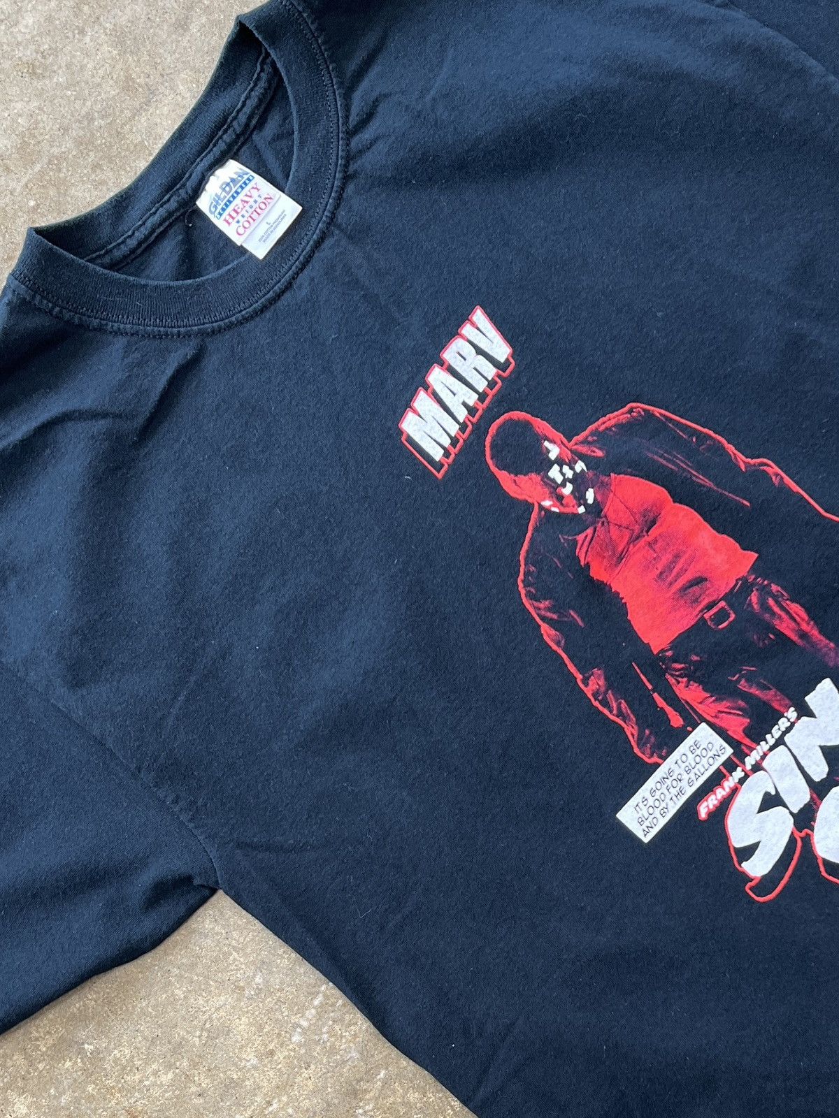 Vintage Vintage 2005 Sin City Marv Movie Tee Large Size US L / EU 52-54 / 3 - 1 Thumbnail