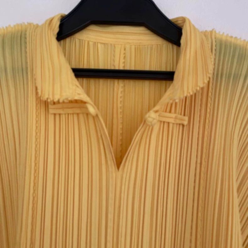 Issey Miyake Issey Miyake Yellow button-up short-sleeved shirt Size L / US 10 / IT 46 - 4 Thumbnail