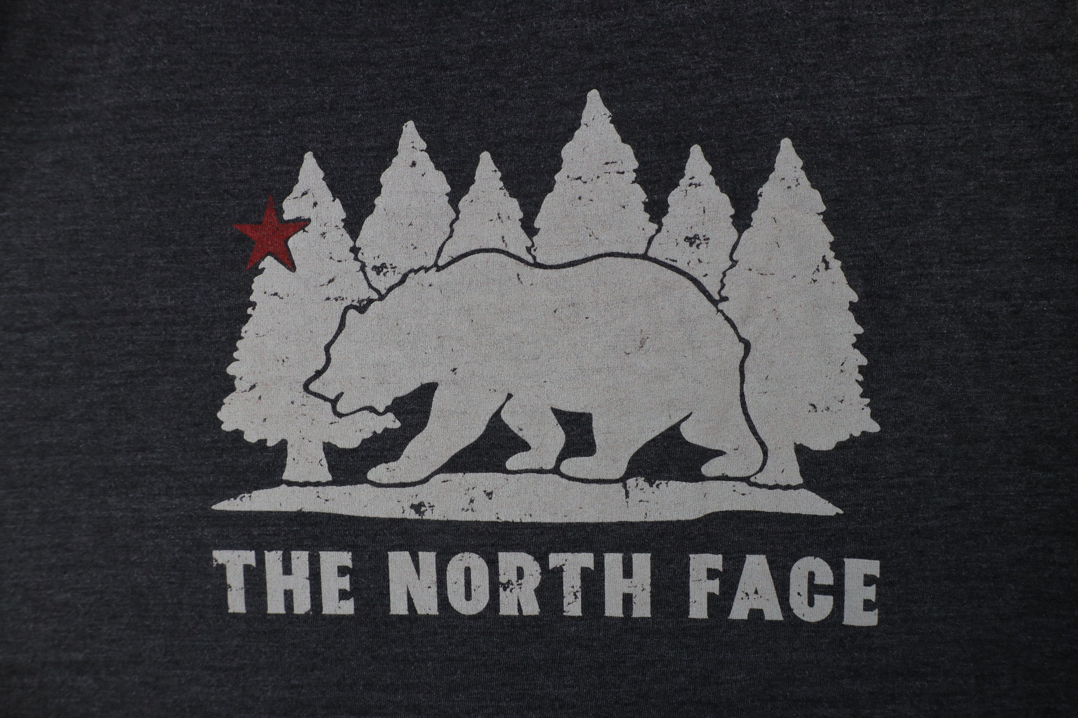 The North Face × Vintage The North Face Out Bear Short Sleeve T-Shirt Jersey Knit Size US XL / EU 56 / 4 - 5 Thumbnail