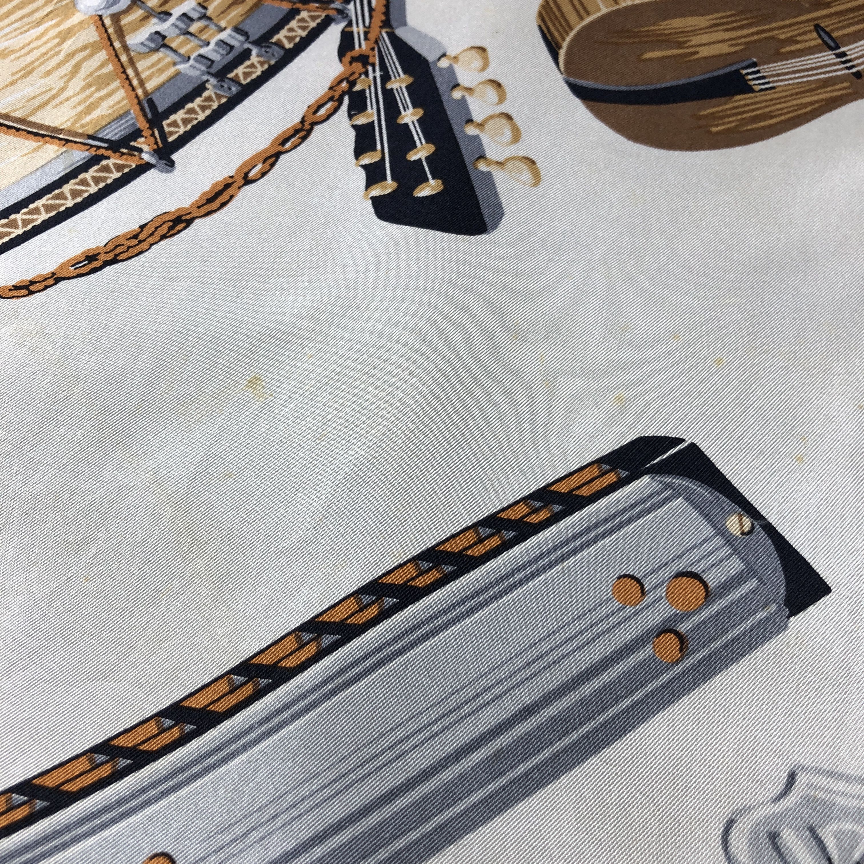 Japanese Brand Musical Instruments Hand Rolled Silk Scarf M1103 Size ONE SIZE - 7 Thumbnail