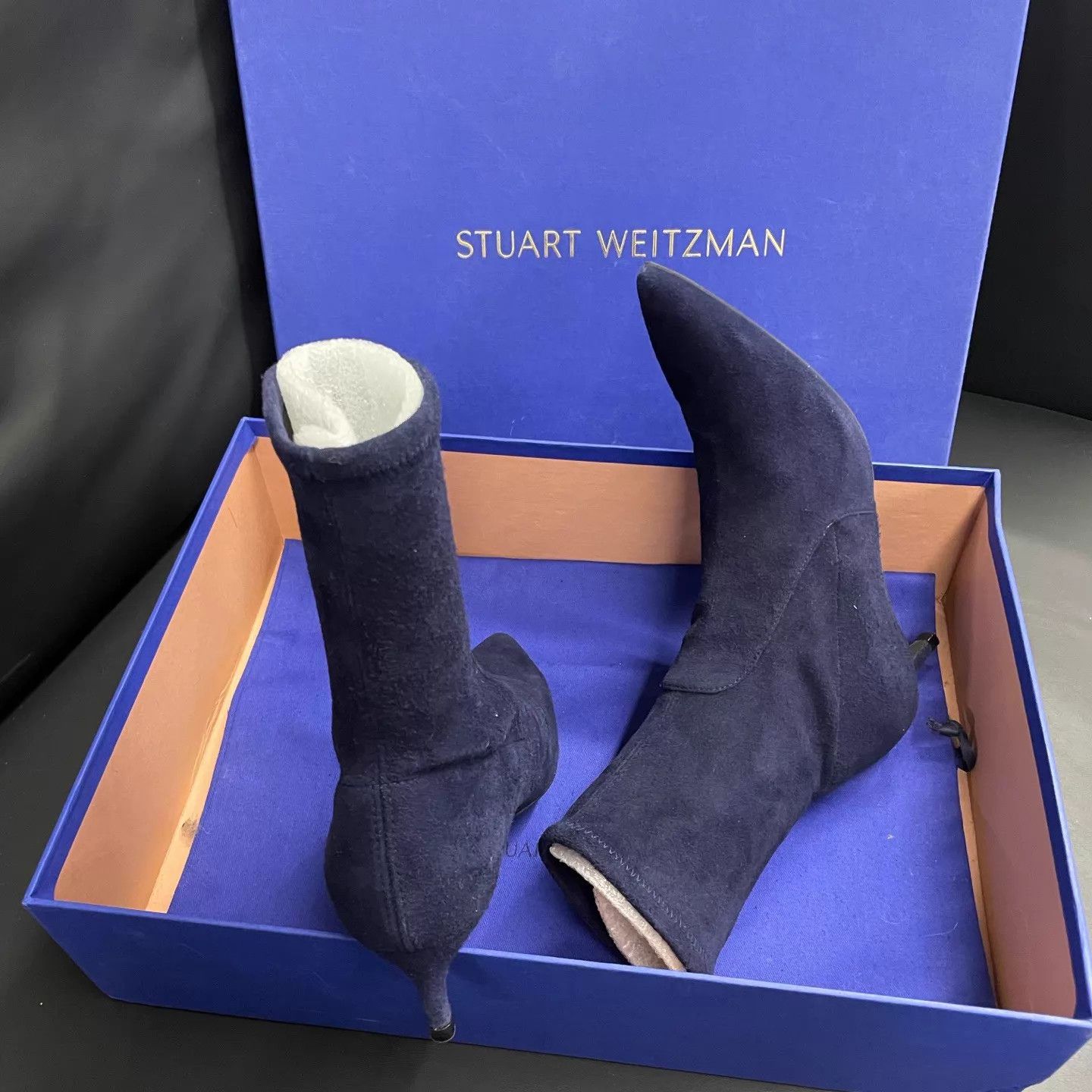 Stuart Weitzman SW Suede Pointed Toe Navy Ankle Boots 36.5 Size US 6 / IT 36 - 6 Thumbnail