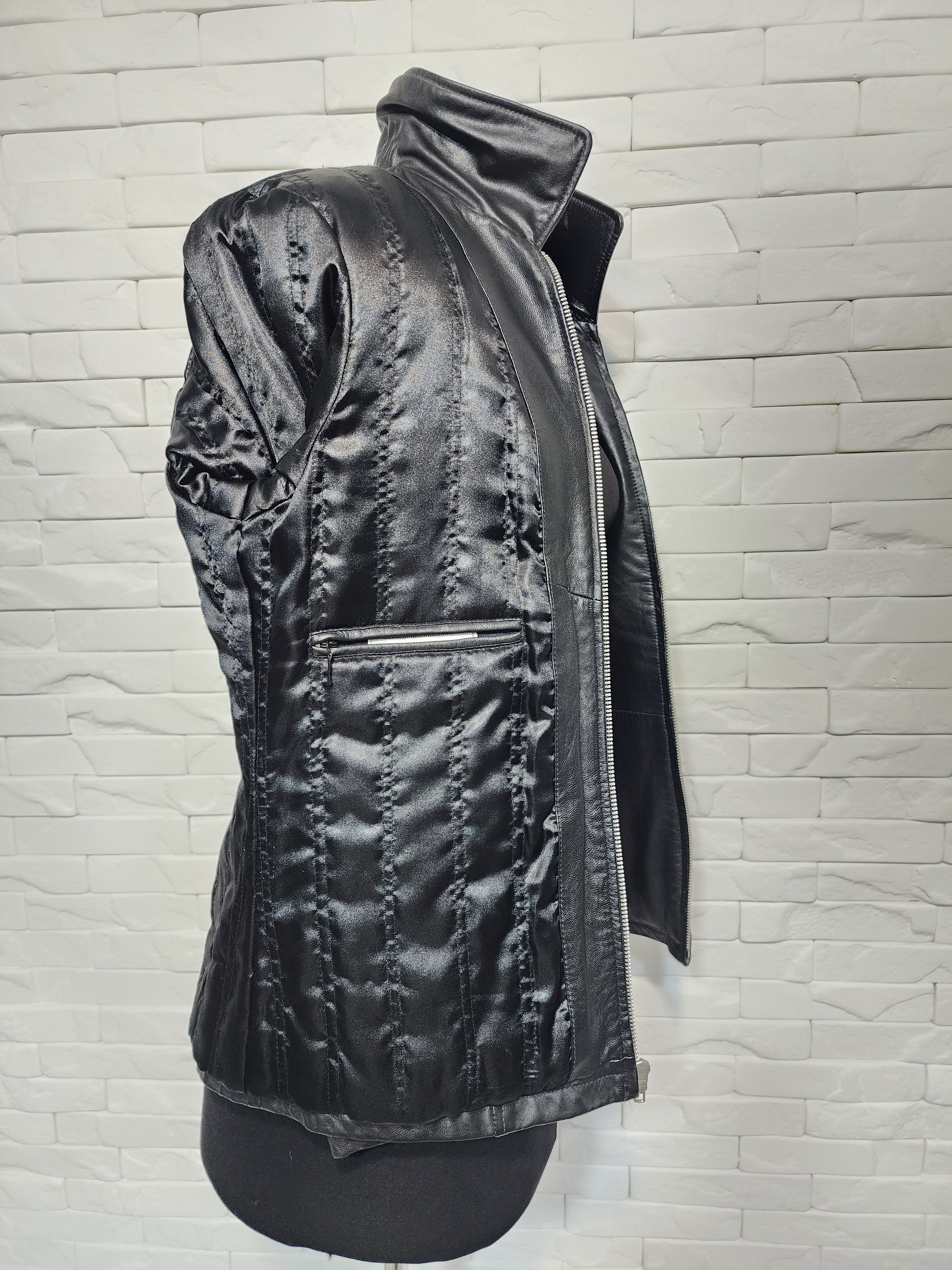 Designer Black women's classic jacket. Size M / US 6-8 / IT 42-44 - 8 Thumbnail