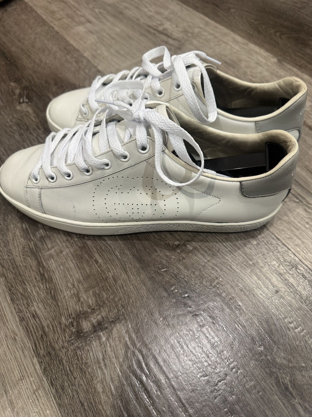 Gucci Gucci Women/ Men White Gray Leather Sneakers Size 8 EU 39 Size US 8 / IT 38 - 1 Thumbnail