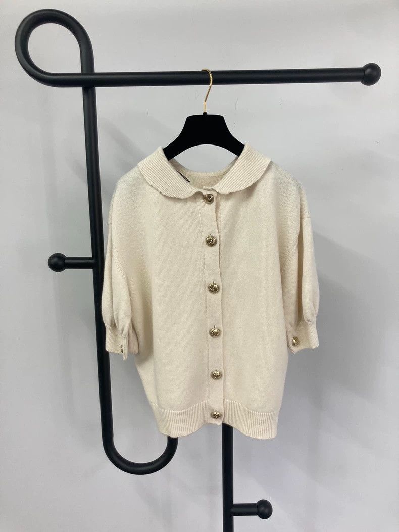 Chanel Chanel White doll collar cashmere sweater Size XS / US 0-2 / IT 36-38 - 2 Thumbnail