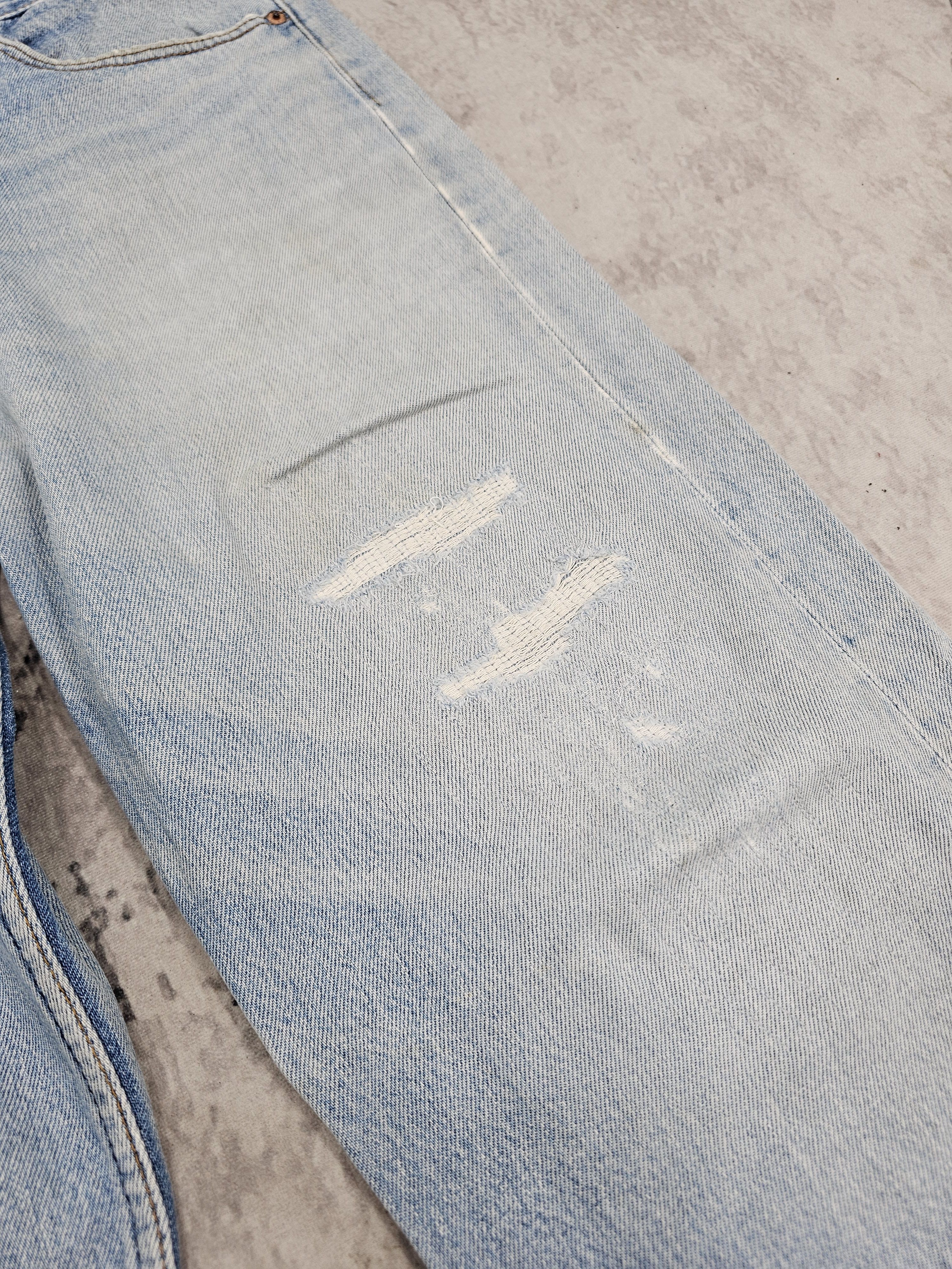 Levi's Vintage Clothing Vitg 90's LEVIS 501 Faded Made In Usa Ripped Jeans L0529 Size US 36 / EU 52 - 7 Thumbnail