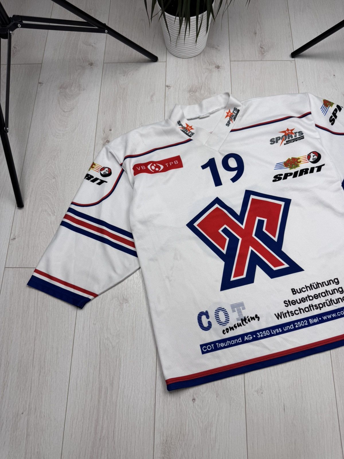 Vintage BIEL-BIENNE HC ICE HOCKEY JERSEY #19 Size US S / EU 44-46 / 1 - 2 Thumbnail