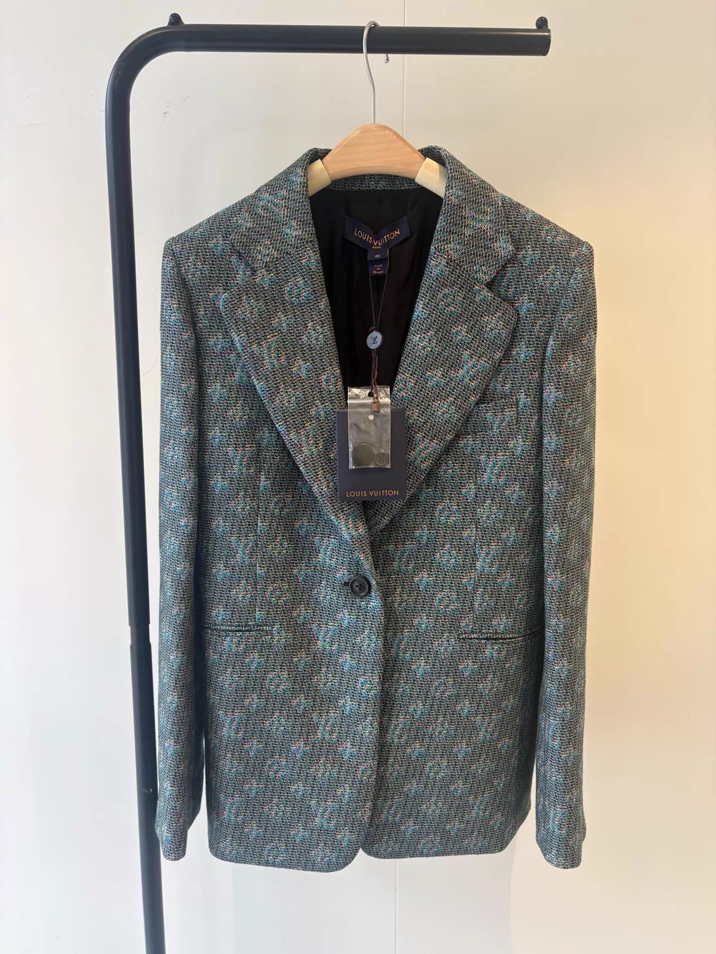 Louis Vuitton LV cinched waist allover print blazer new tags 40 Size M / US 6-8 / IT 42-44 - 1 Thumbnail