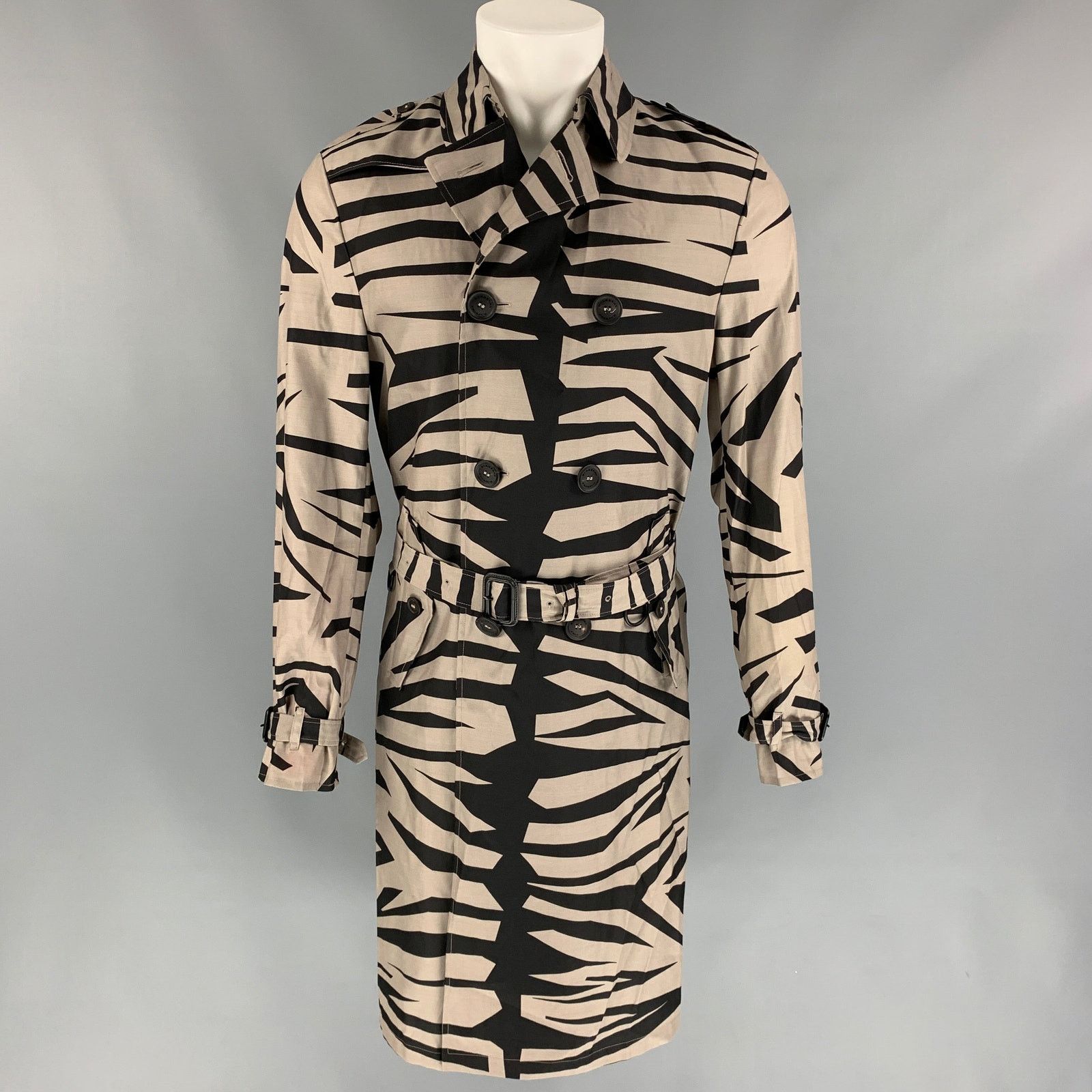 Burberry Prorsum BURBERRY PRORSUM Print Silk / Wool Belted Trenchcoat Size US M / EU 48-50 / 2 - 1 Thumbnail