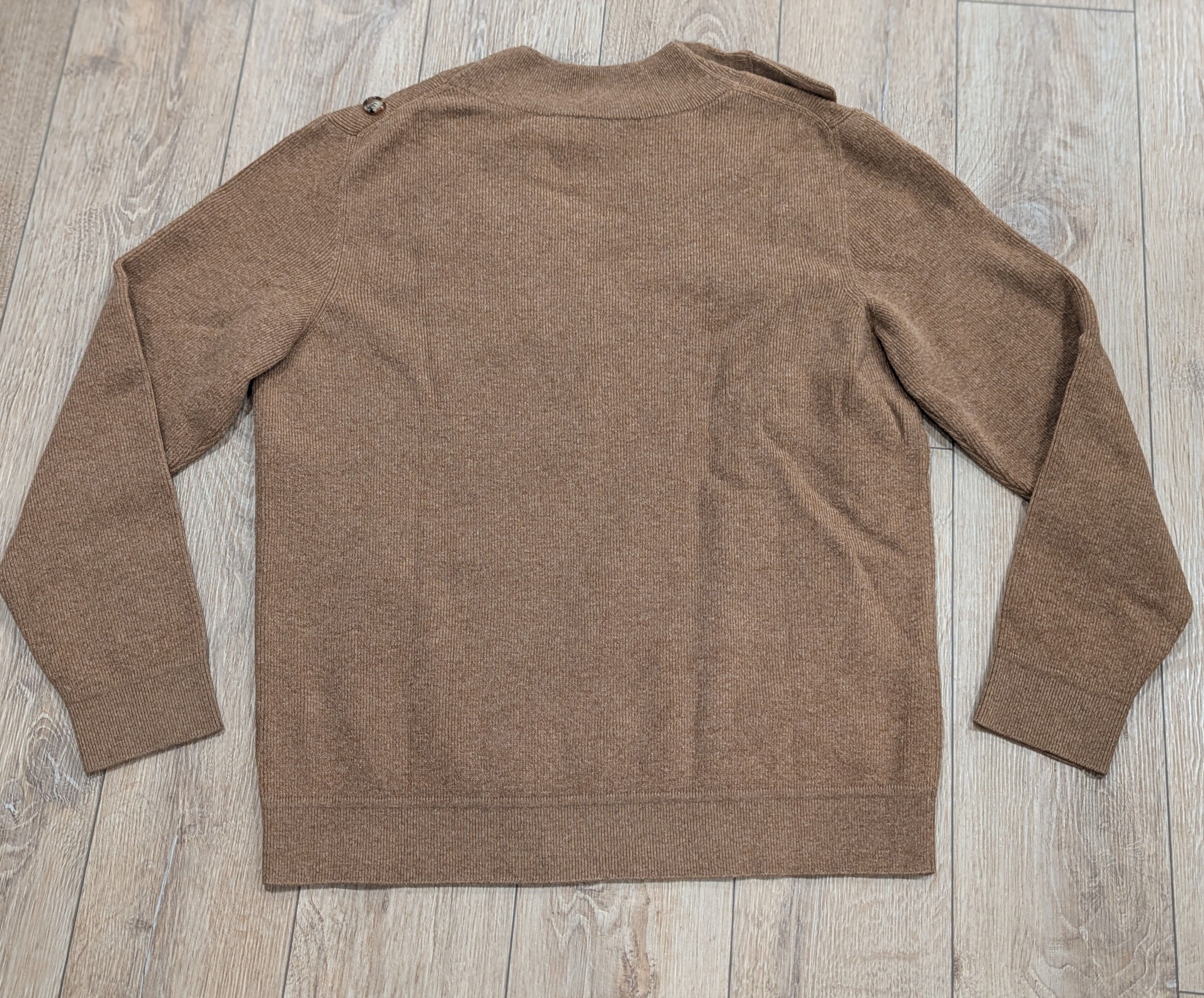 Burberry Burberry Wool Blend V-Neck Jumper Sweater Beige Large Size US L / EU 52-54 / 3 - 4 Thumbnail