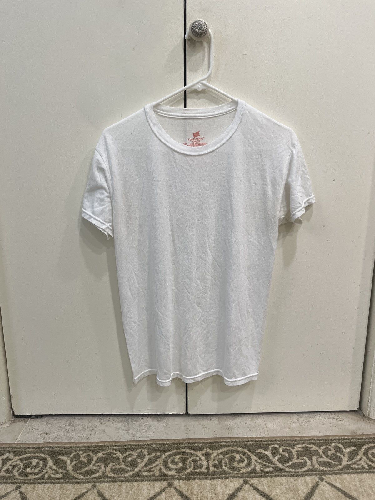 Hanes HANES Men's White T-Shirt (PRE-OWNED) Size US S / EU 44-46 / 1 - 1 Thumbnail