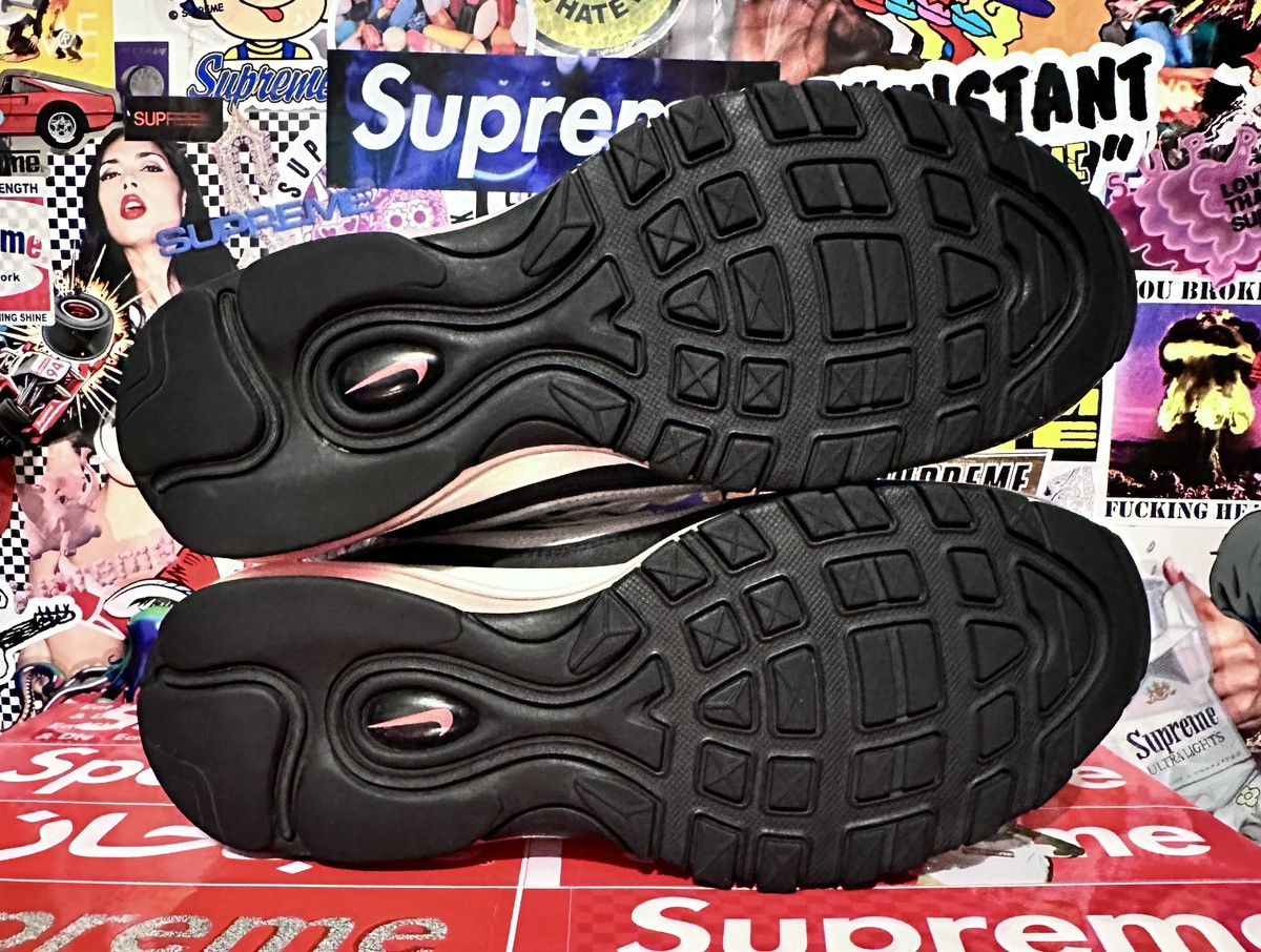Nike × Vintage 2018 Nike Air Max 98 AH6799 104 Solar Red US 8.5 10W 1998 Size US 8.5 / EU 41-42 - 7 Thumbnail