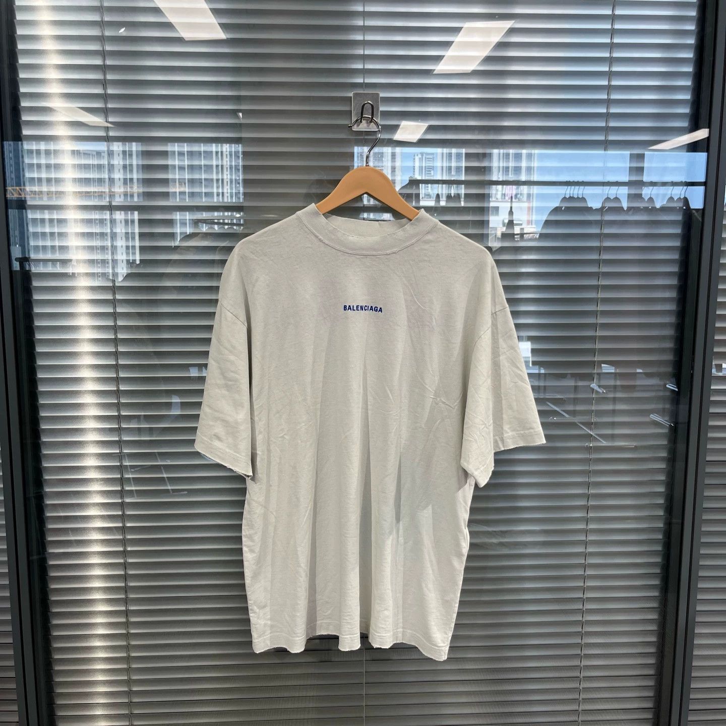 Balenciaga Balenciaga 25ss Front & Back Embroidered Big Logo XS 99 New Size US XS / EU 42 / 0 - 1 Thumbnail