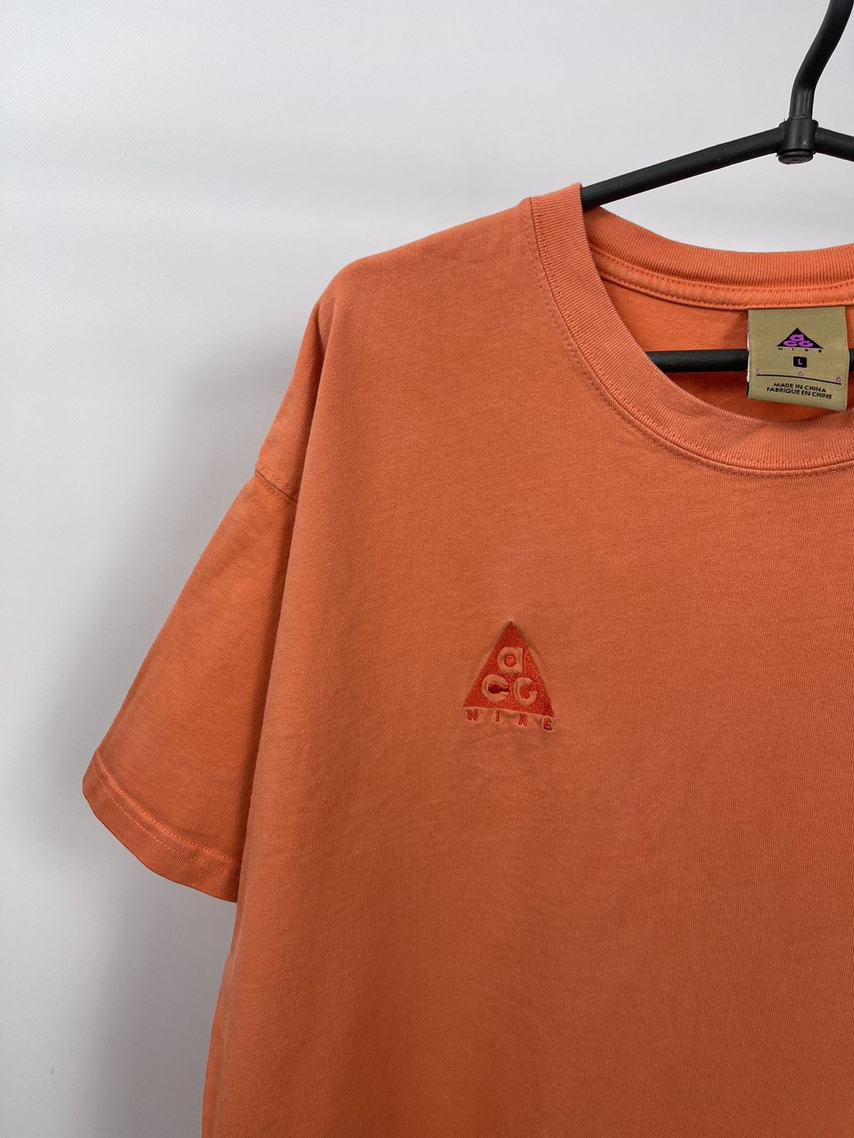 Nike ACG Nike ACG Shirt Mens Large Orange Cotton Outdoor Size L Size US L / EU 52-54 / 3 - 2 Thumbnail