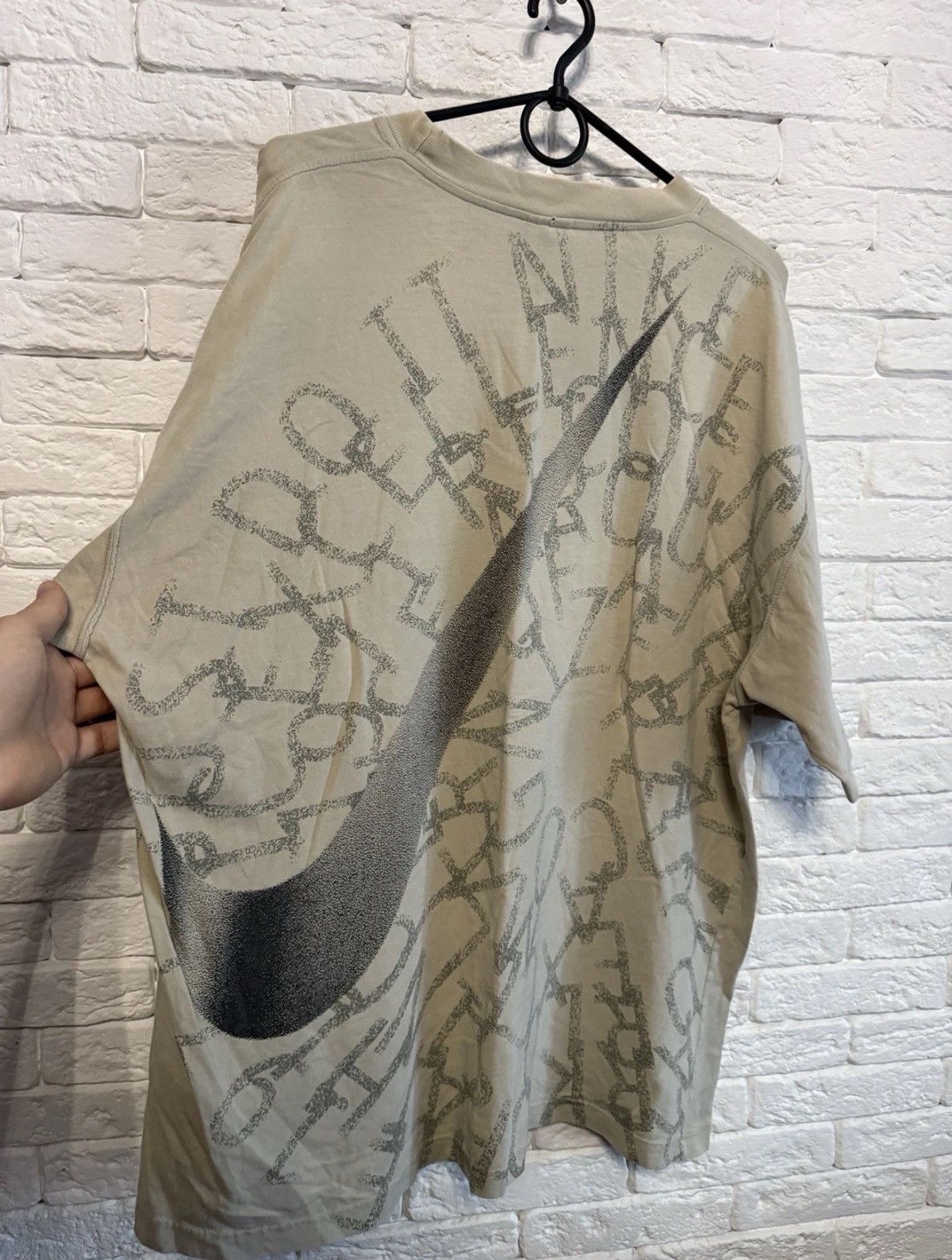 Nike Vintage Nike Tshirt Big Monogram Logo Sz XXL Size US XXL / EU 58 / 5 - 6 Thumbnail