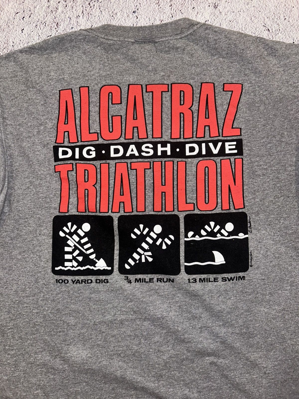 Other Crazy Shirt Alcatraz San Francisco Humor Triathlon Vintage Size US S / EU 44-46 / 1 - 12 Thumbnail