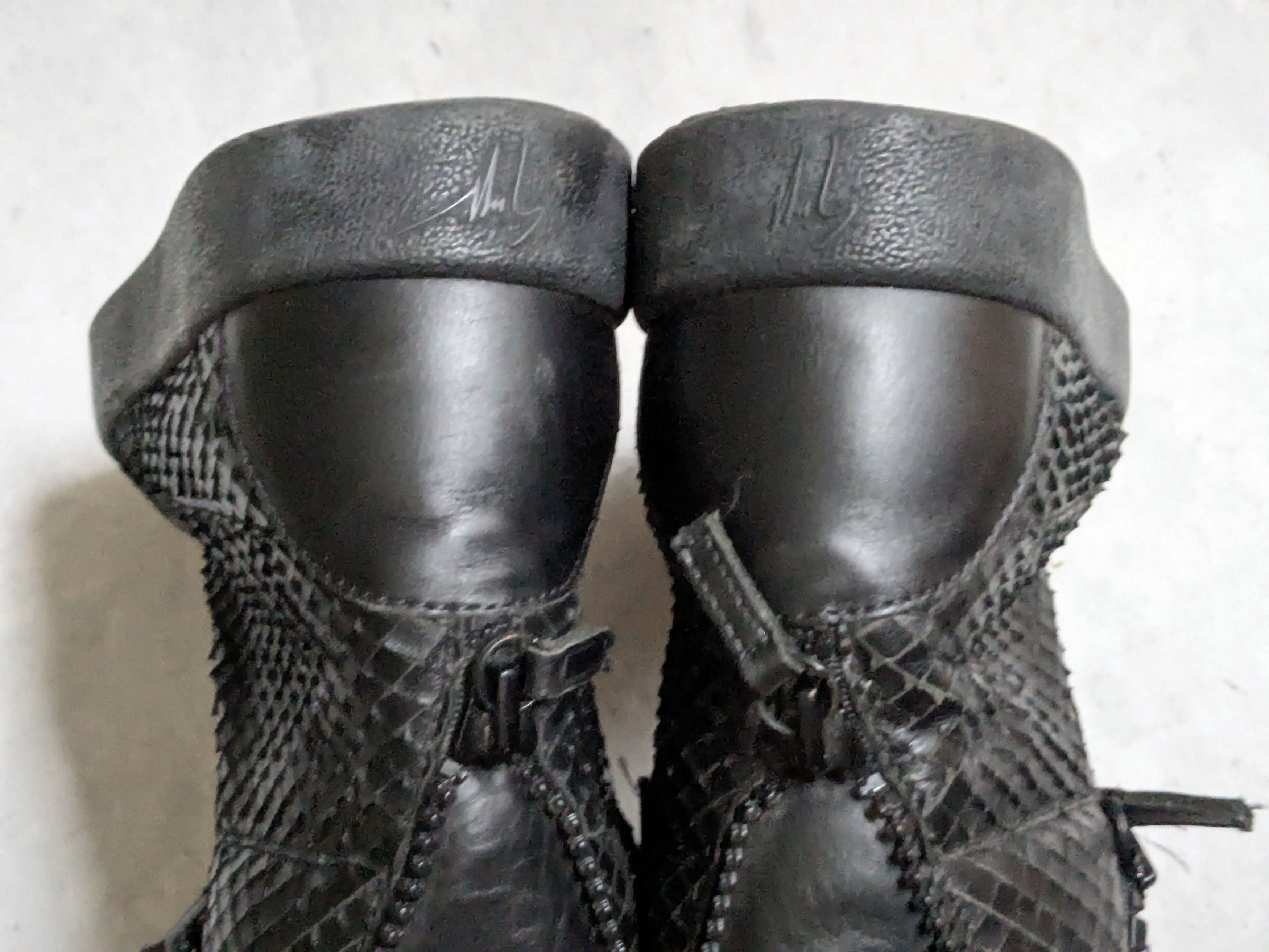 Giuseppe Zanotti Giuseppe Zanotti Sneakers Black 9 42 High Top Snakeskin Size US 9 / EU 42 - 14 Thumbnail
