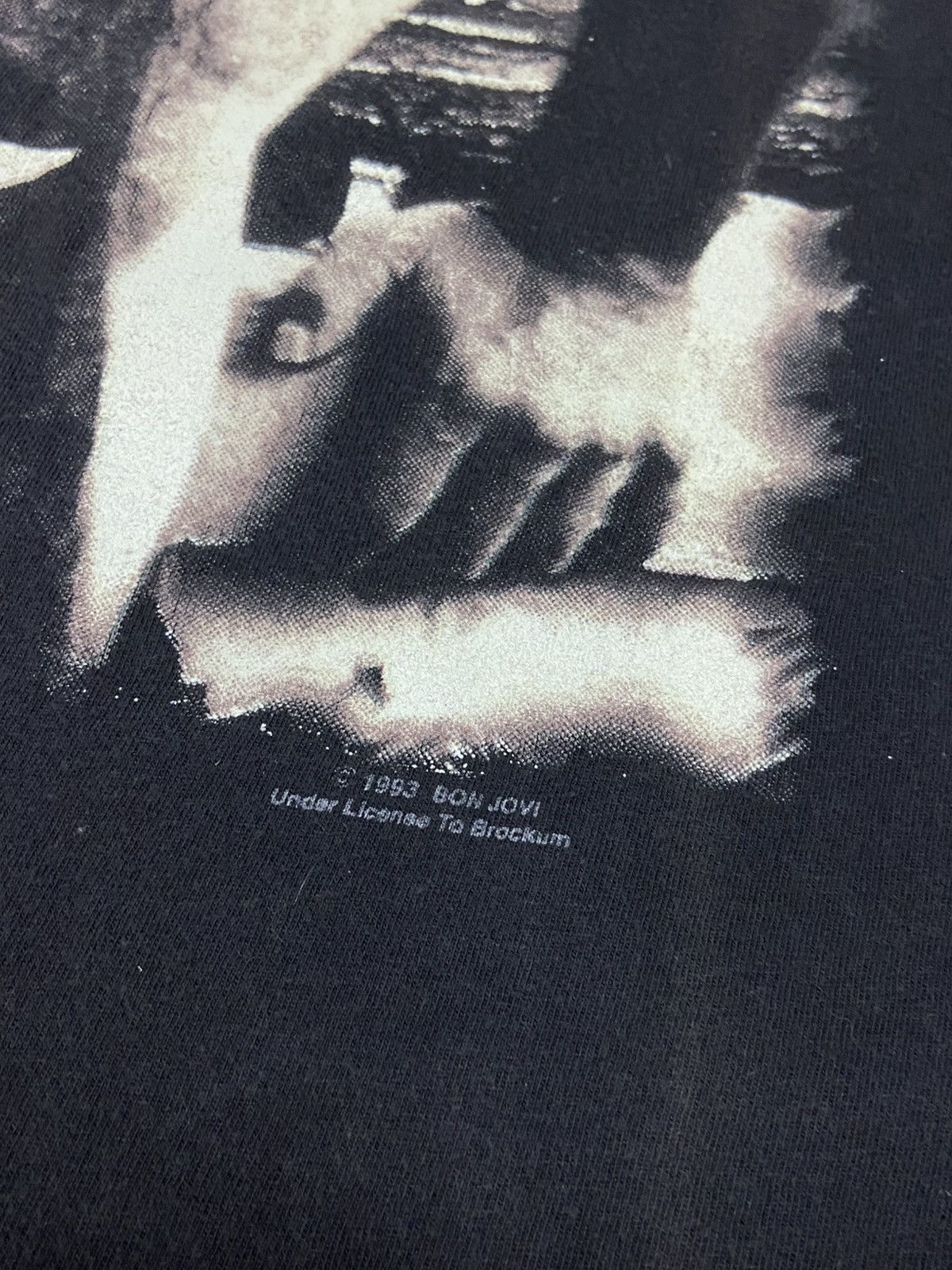 Bon Jovi Vintage 1993 Bon Jovi world tour T-Shirt Size US L / EU 52-54 / 3 - 5 Thumbnail