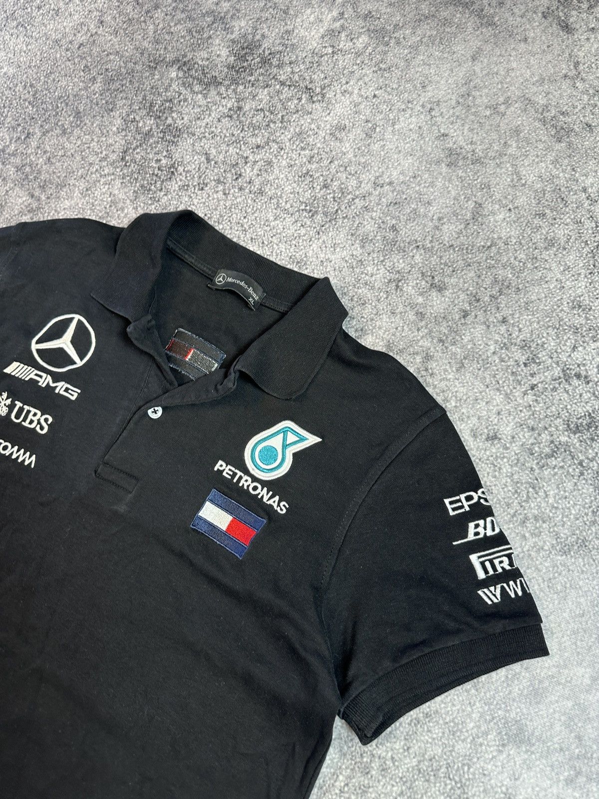 Mercedes-Benz F-1 Mercedes Benz AMG Polo Petronas Racing Logo Rare L USA Size US L / EU 52-54 / 3 - 3 Thumbnail