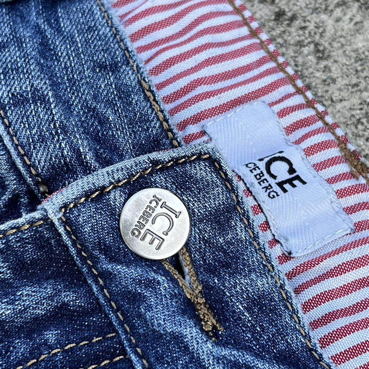 Iceberg × Vintage Vintage 00’s Iceberg Jeans Made in Italy Size US 33 - 9 Thumbnail