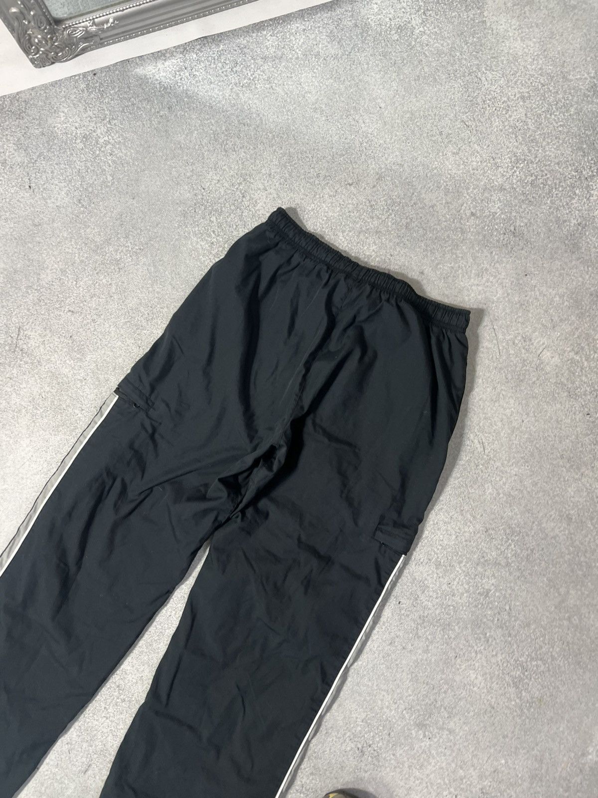 Nike Vintage Nike Track Pants Nylon Striped 00s Y2K Baggy Size US 30 / EU 46 - 8 Thumbnail
