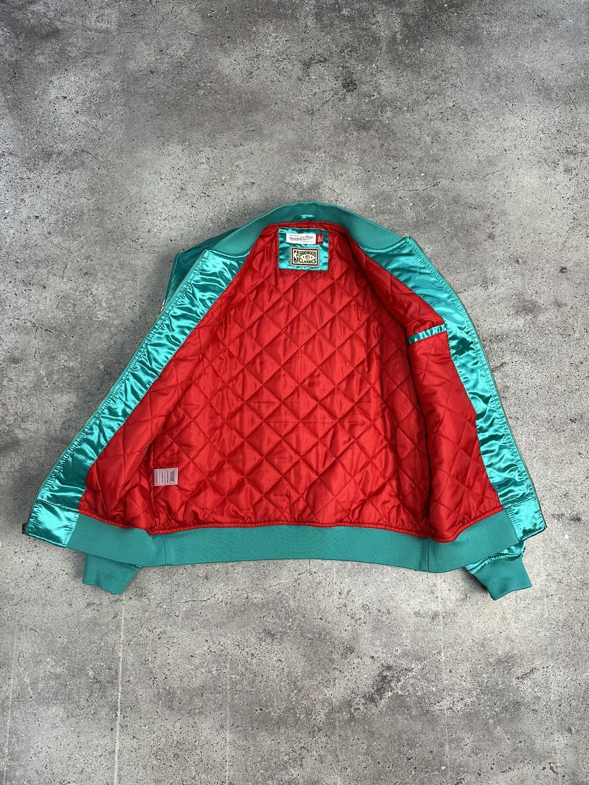 Mitchell & Ness × NBA Vintage Mitchell & Ness Grizzlies NBA Bomber Jacket Size US M / EU 48-50 / 2 - 13 Thumbnail