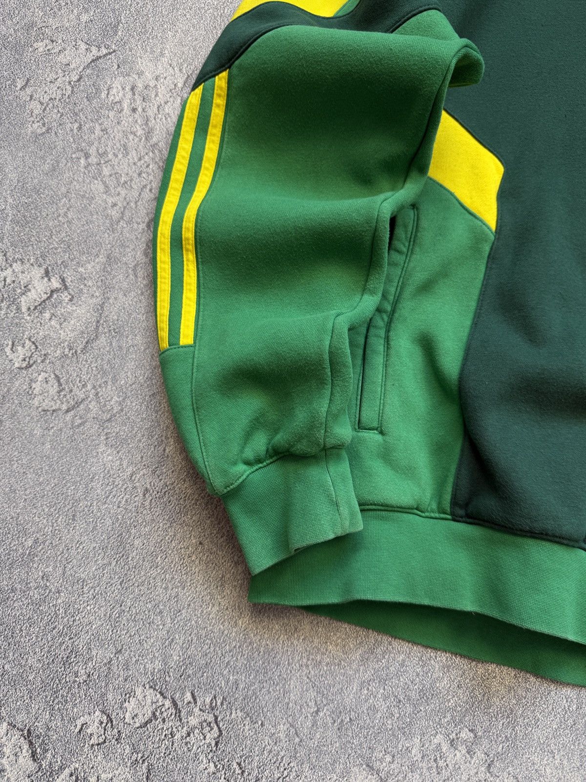 Adidas Mens Vintage Adidas FC Celtic Soccer Jersey Hoodie rare Size US S / EU 44-46 / 1 - 4 Thumbnail