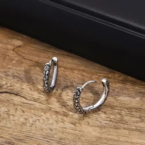 Designer Round Huggie Hoop Vintage Earrings Size ONE SIZE - 4 Thumbnail