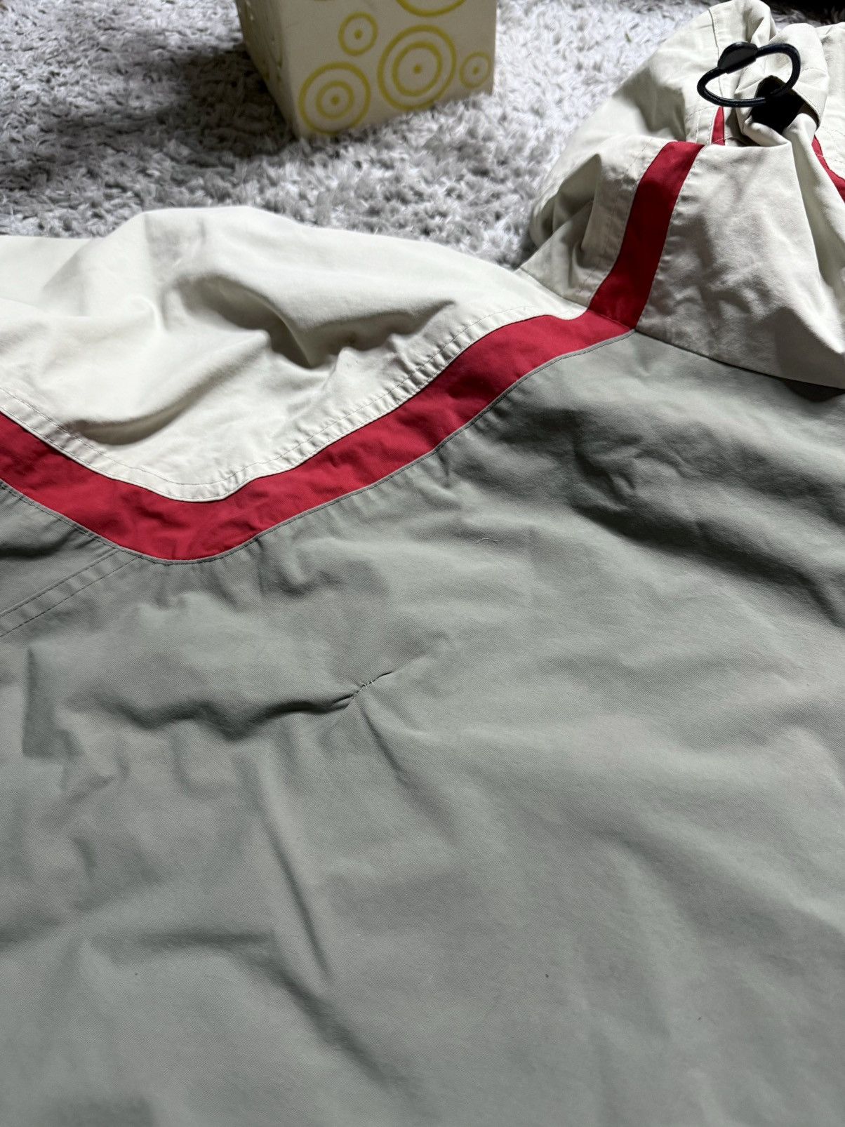 Nike ACG 00s Nike ACG Jacket Outdoor Rare Vintage Logo Drill Size US L / EU 52-54 / 3 - 19 Thumbnail