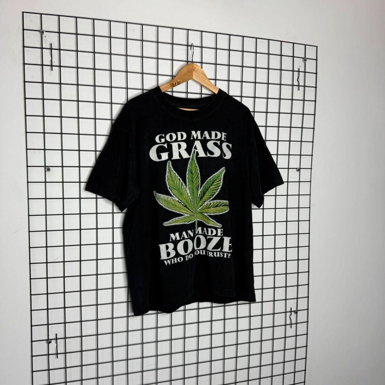 Vintage Vintage 90s God Made Grass 420 T shirt Printed Graphic Tee Size US L / EU 52-54 / 3 - 2 Thumbnail