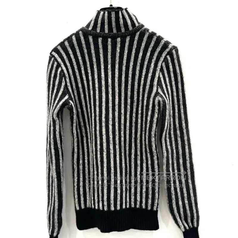 Balmain Balmain Black Wool Turtleneck Sweater for Women . Size S / US 4 / IT 40 - 2 Thumbnail