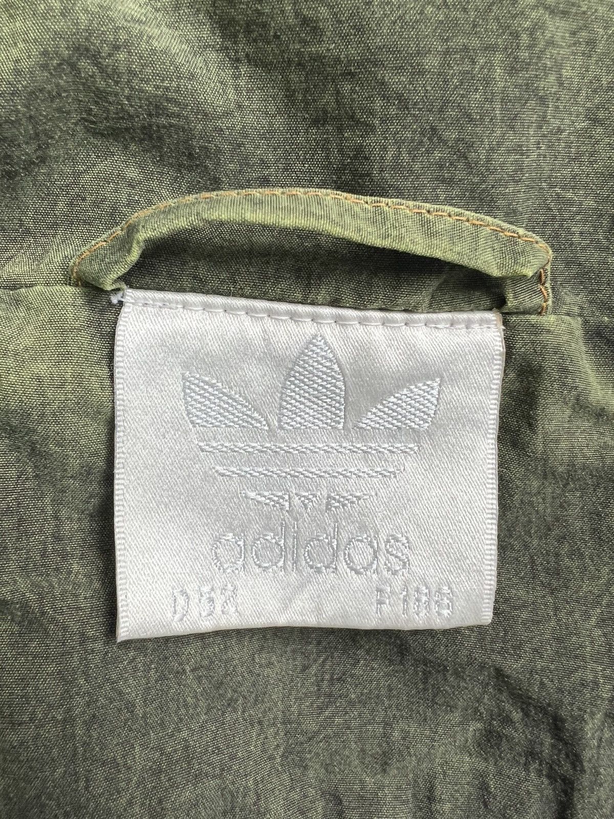 Adidas × Vintage Vintage Adidas Adventure Anorak Windbreaker Jacket Size US L / EU 52-54 / 3 - 16 Thumbnail