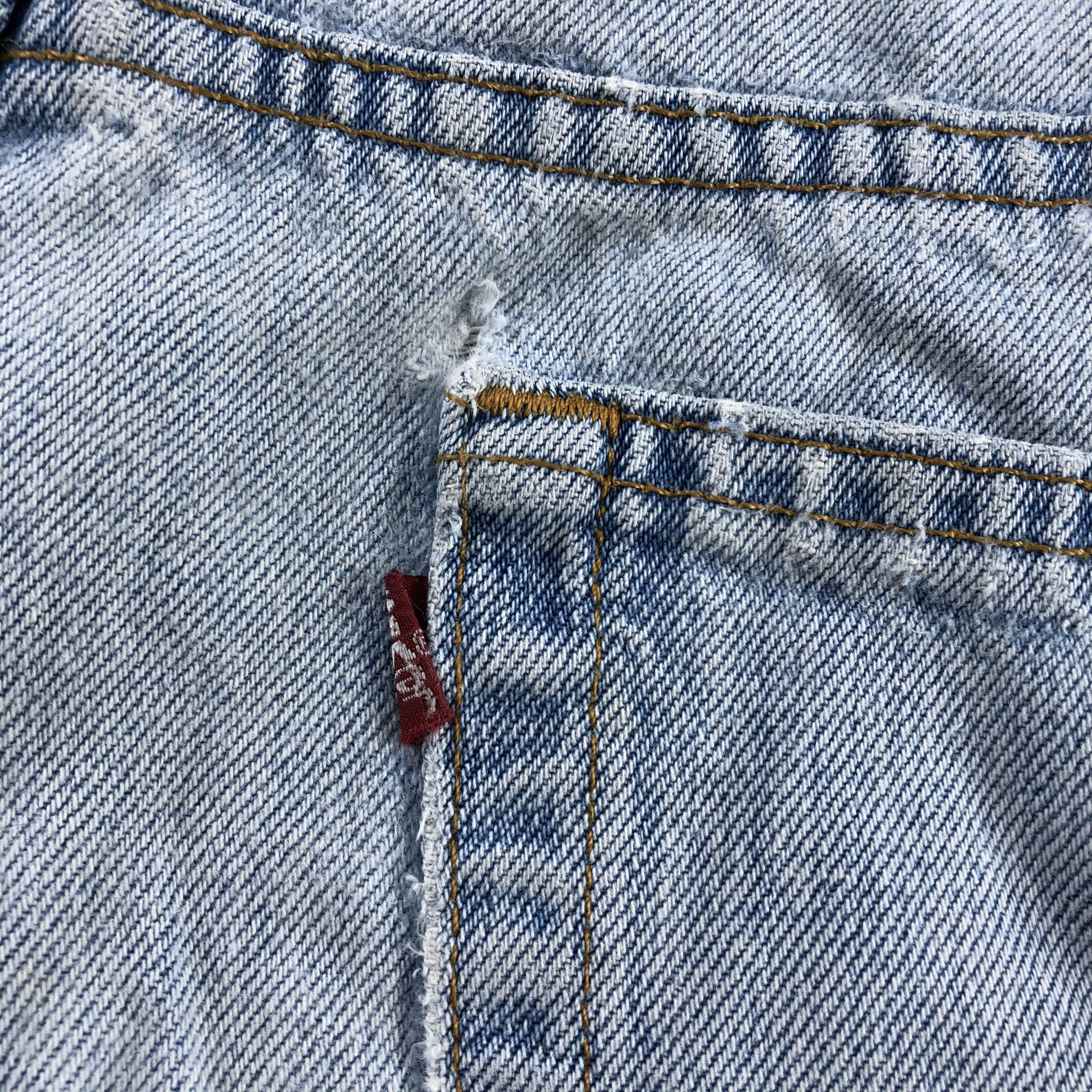 Levi's Vintage 90s Light Wash Levis 550 Jeans-J2331 Size US 38 / EU 54 - 8 Thumbnail