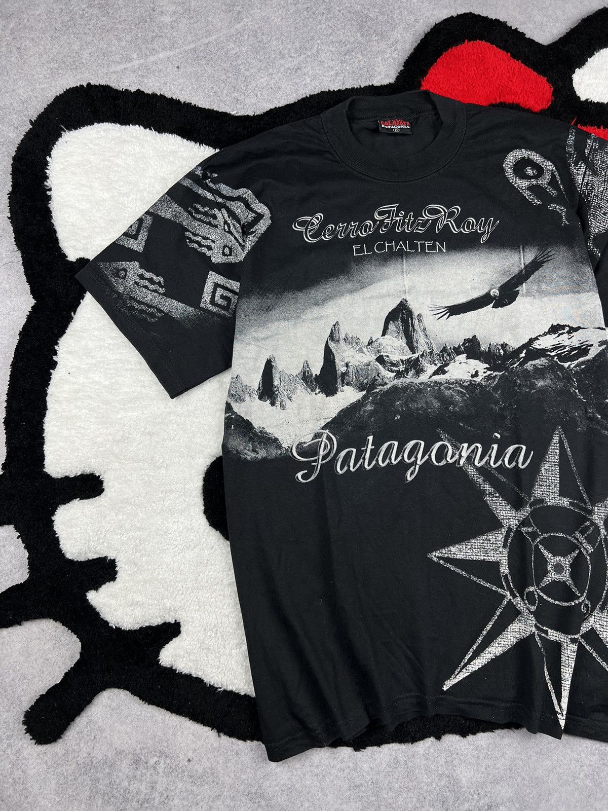 Vintage Vintage 00s Patagonia Mountain Fitz Roy Overprinted Y2K Tee Size US M / EU 48-50 / 2 - 2 Thumbnail