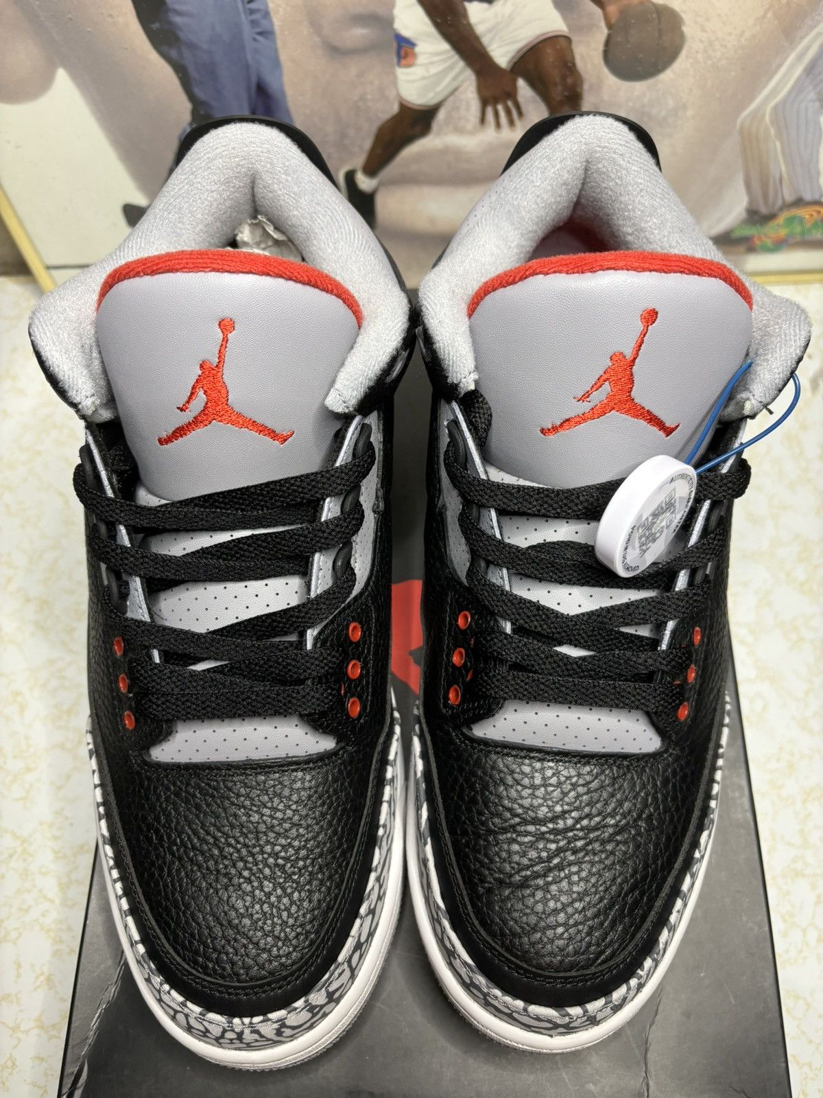 Jordan Brand Jordan 3 Retro Black Cement 2018 Size US 10 / EU 43 - 2 Thumbnail