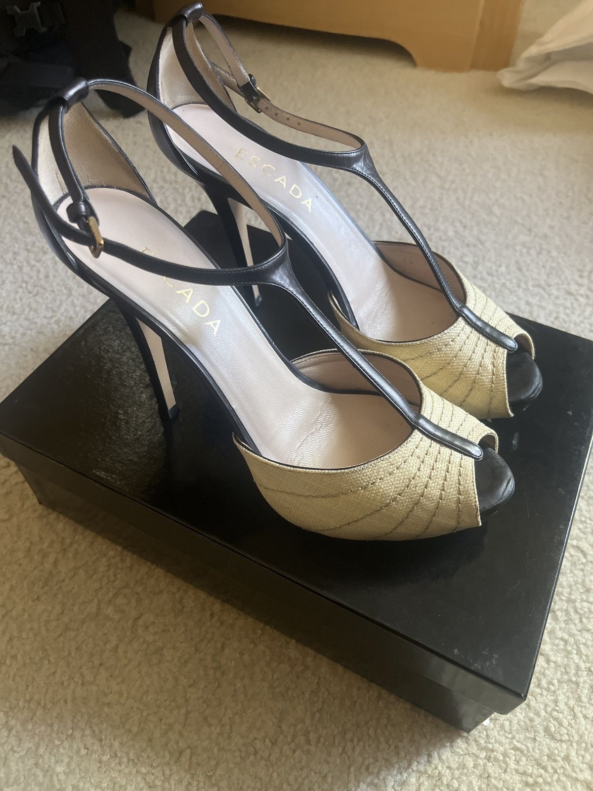 Escada Escada Spectato Sandal Size US 9 / IT 39 - 1 Thumbnail