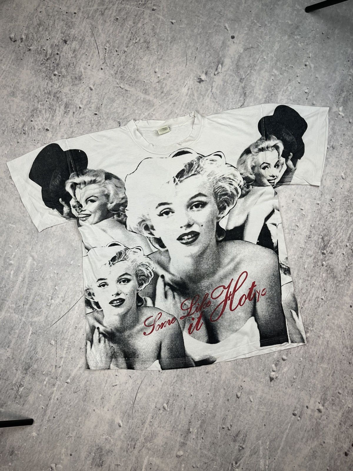 Vintage Marilyn monroe vintage tee full print screen stars Size US L / EU 52-54 / 3 - 1 Thumbnail