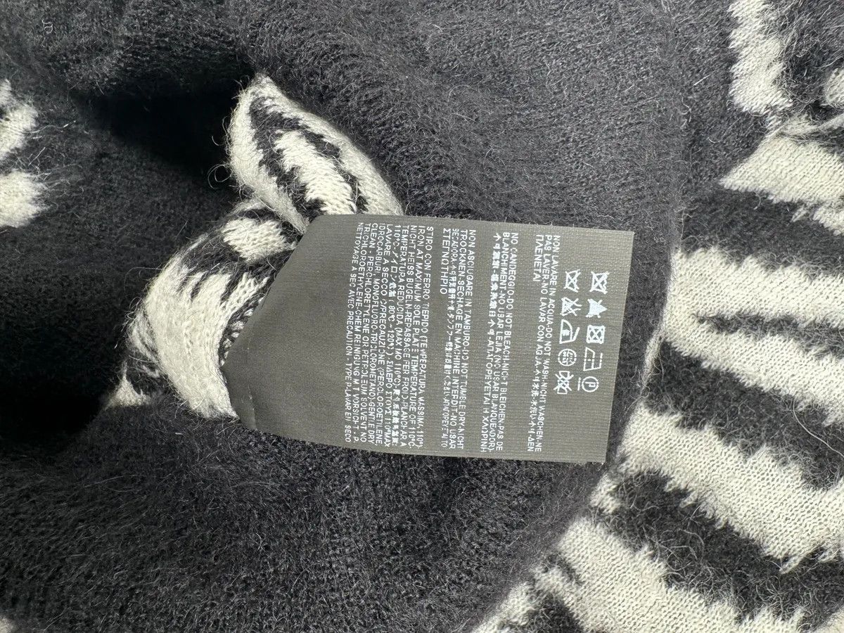 Saint Laurent Paris AW2014 Saint Laurent Zebra Wool Sweater by Hedi Slimane Size US S / EU 44-46 / 1 - 9 Thumbnail