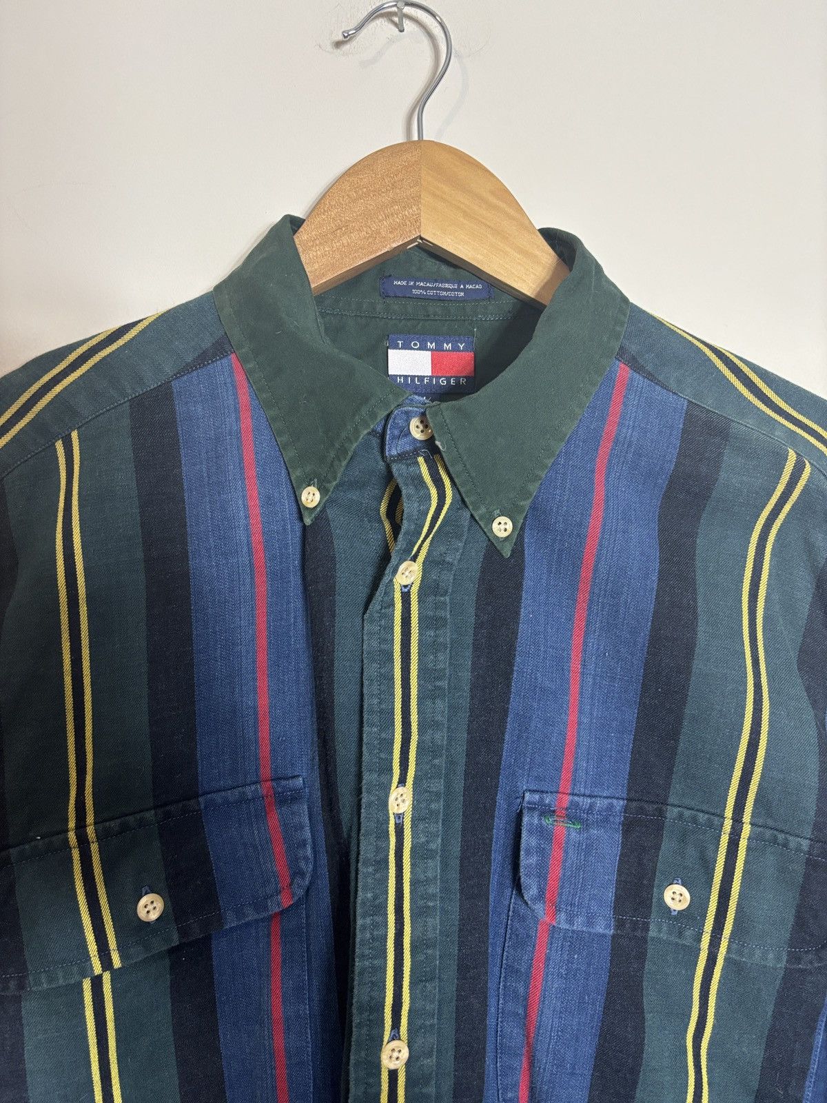Tommy Hilfiger Vintage 90s Tommy Hilfiger Button Down Shirt Striped Preppy Size US M / EU 48-50 / 2 - 2 Thumbnail