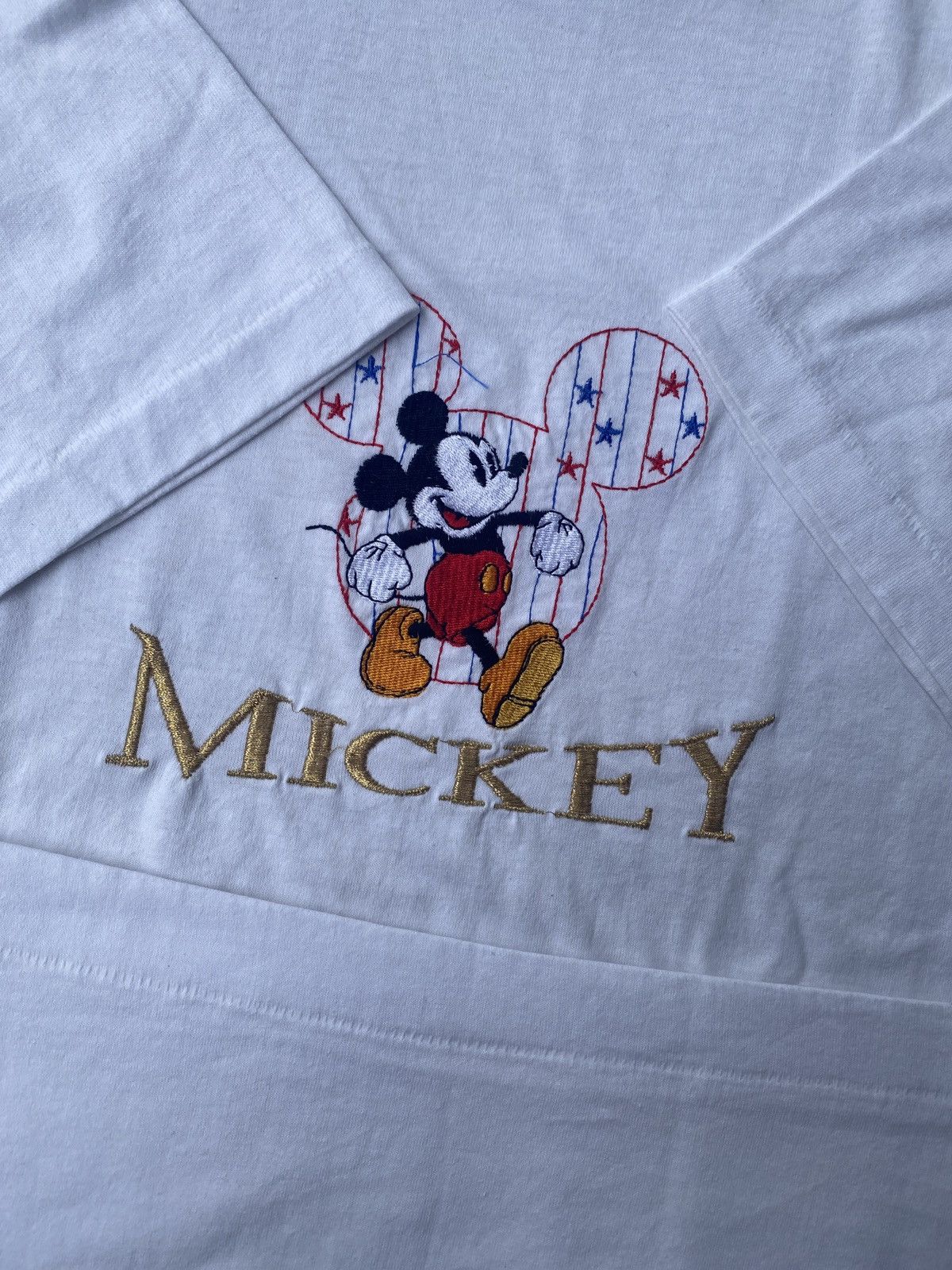 Disney Vintage Mickey & Co. Embroidered Mickey Mouse Tee 90’s Size US L / EU 52-54 / 3 - 3 Thumbnail